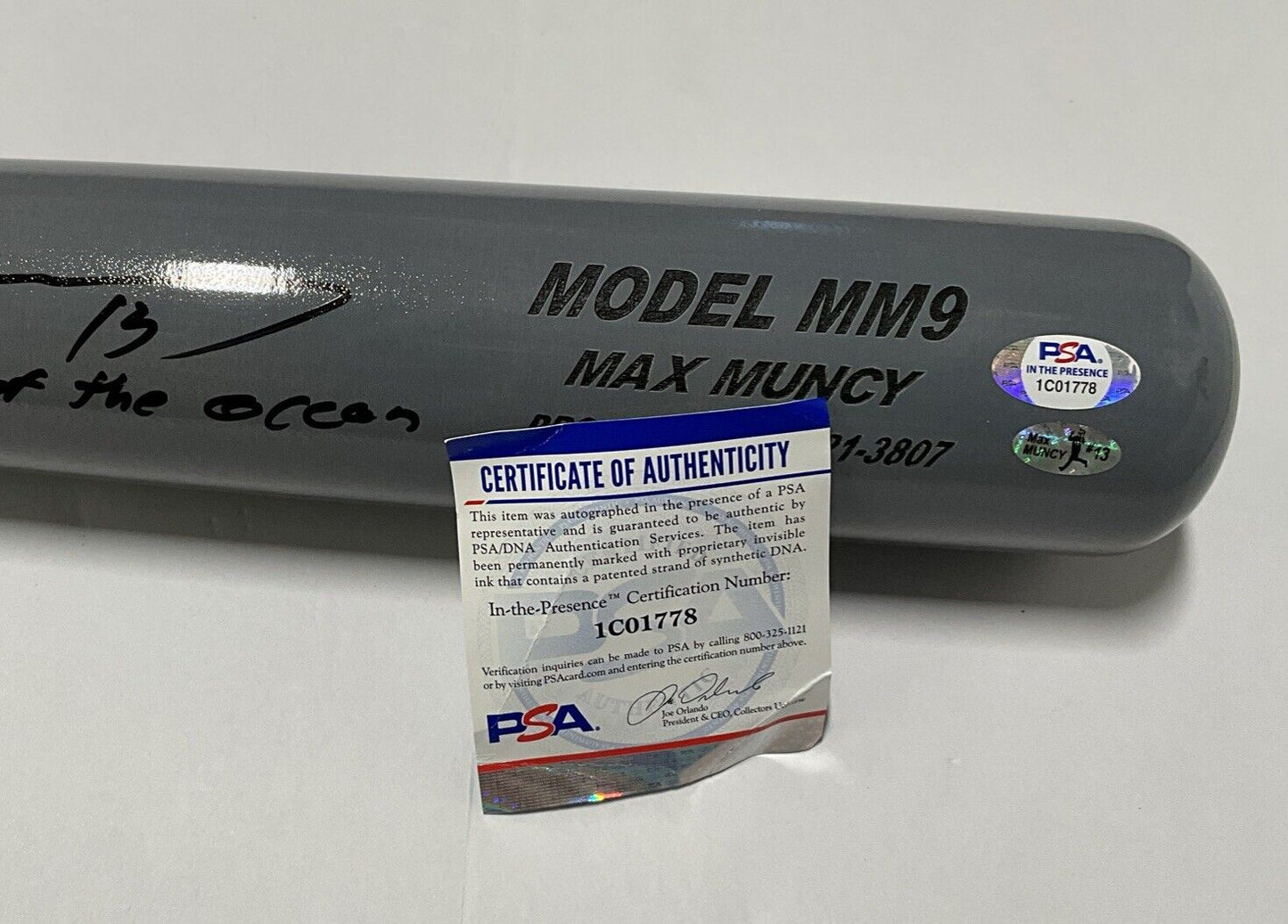 MAX MUNCY DODGERS SIGNED MAXBAT MODEL BAT "GET IT OUT OF THE OCEAN" PSA 1C01778