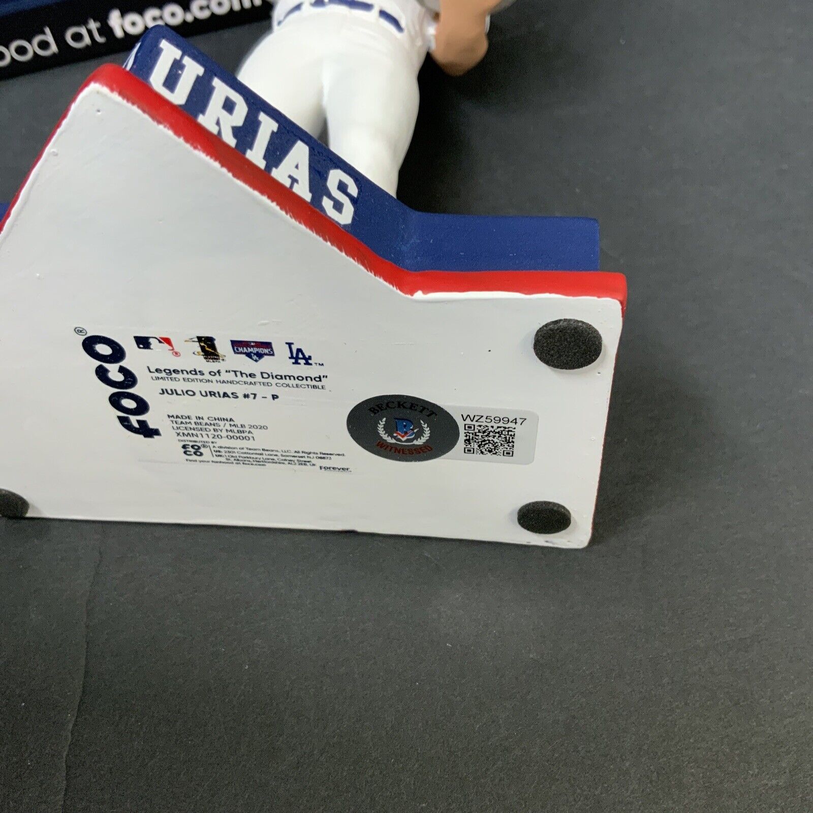JULIO URIAS DODGERS SIGNED 2020 WS BOBBLEHEAD "HECHO EN MEXICO" INSC BAS WZ59947