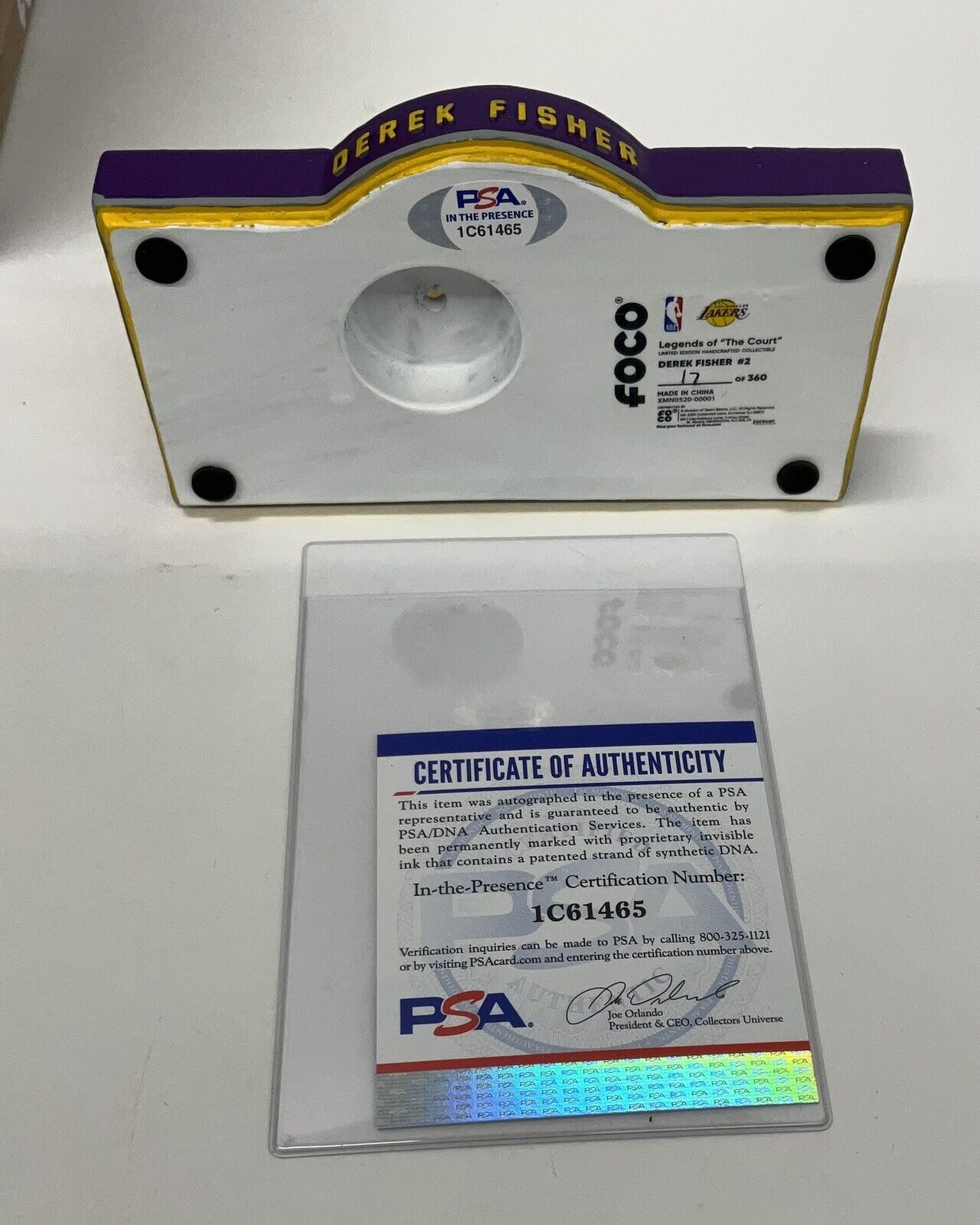 DEREK FISHER SIGNED LAKERS LIMITED FOCO BOBBLEHEAD "5X NBA CHAMP" PSA 1C61465