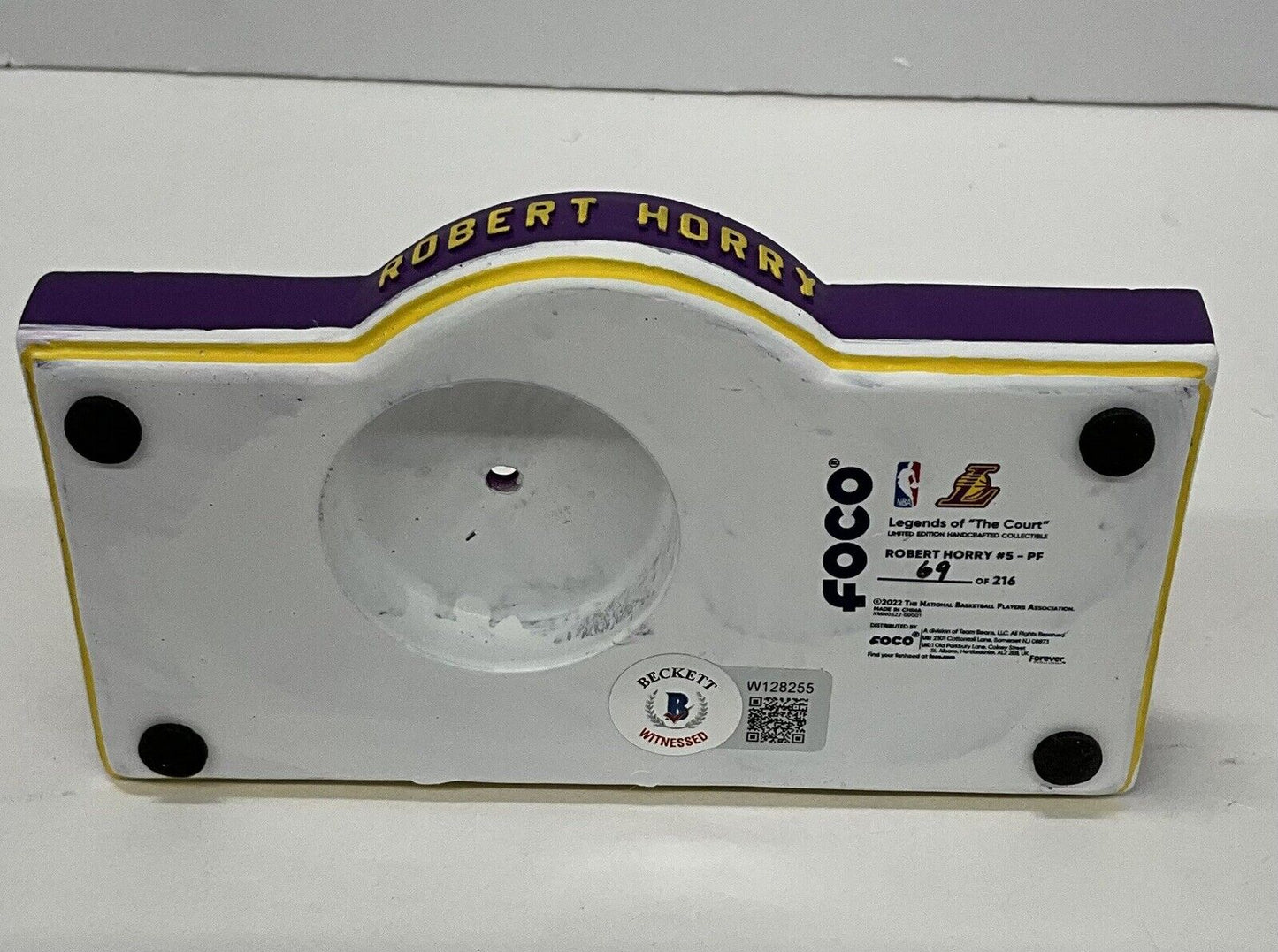 ROBERT HORRY SIGNED LAKERS 3X CHAMPION LIMITED #/216 FOCO BOBBLEHEAD BAS W128255