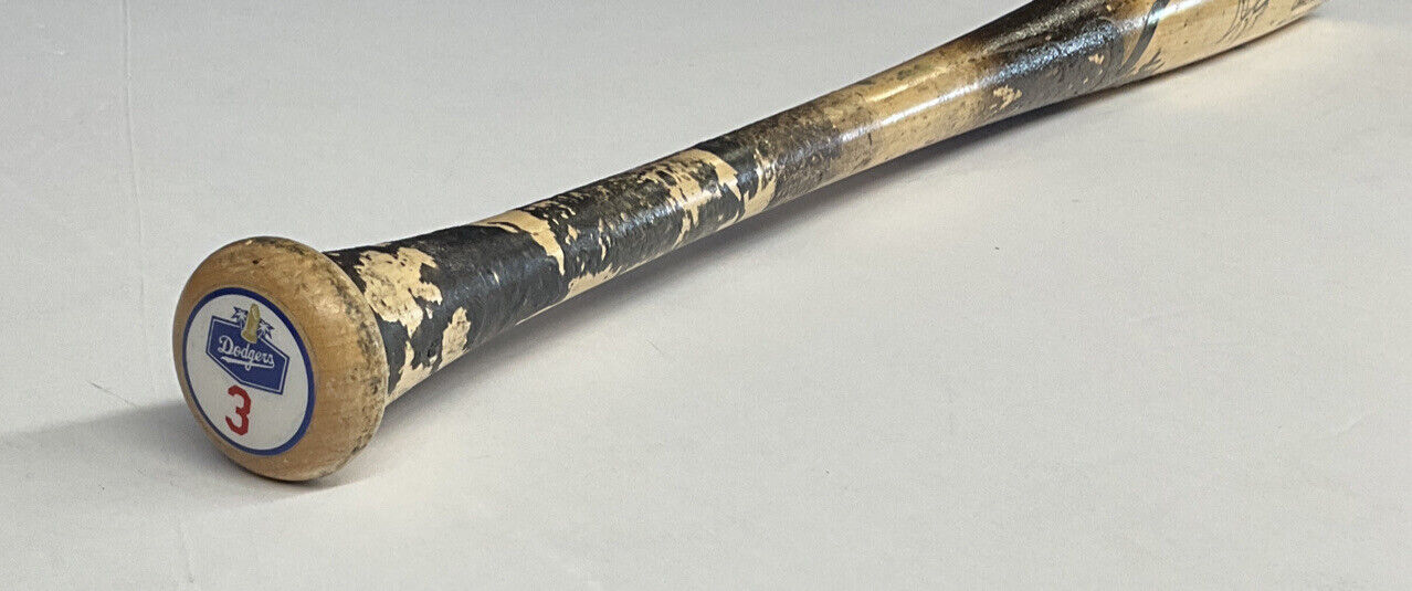 CHRIS TAYLOR DODGERS 2020 WS CHAMP SIGNED GAME USED VICTUS BAT W/INS BAS WZ59683