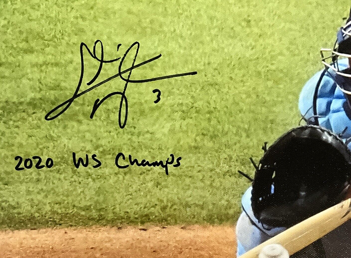 CHRIS TAYLOR DODGERS SIGNED 22X26 WS HOMERUN CANVAS "2020 WS CHAMPS" PSA 1C01422