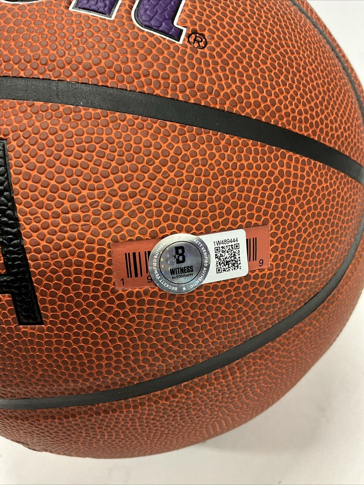 SHAQUILLE O'NEAL SIGNED LOS ANGELES LAKERS WILSON LOGO BASKETBALL BAS 1W489444