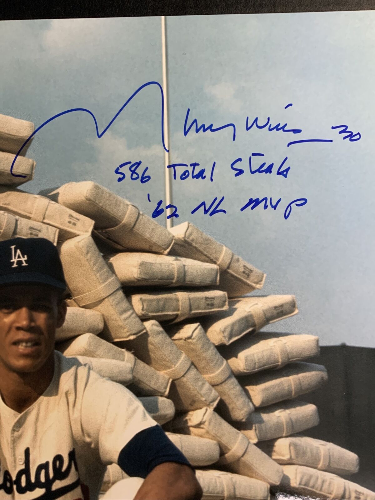 DODGERS MAURY WILLS SIGNED 16X20 PHOTO "586 TOTAL STEALS & MVP NL 62" PSA COA