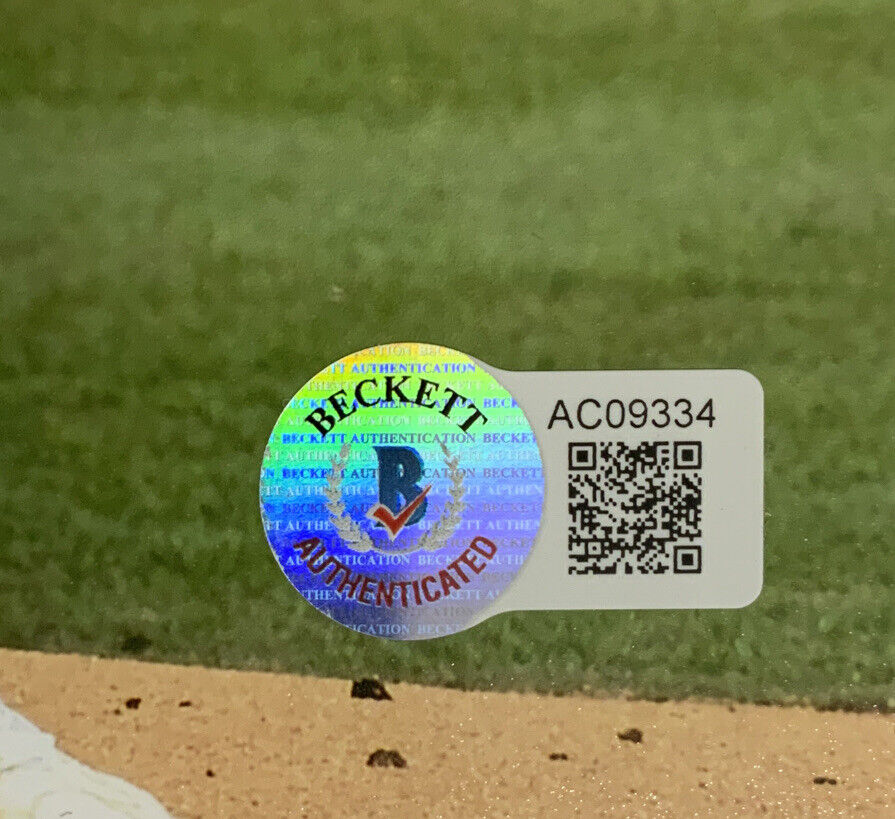 BRUSDAR GRATEROL DODGERS SIGNED 8X10 PITCHING PHOTO BECKETT