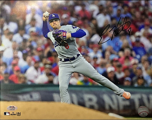 KIKE HERNANDEZ DODGERS SIGNED 11X14 2024 FIELDING/THROWING PHOTO PSA COA