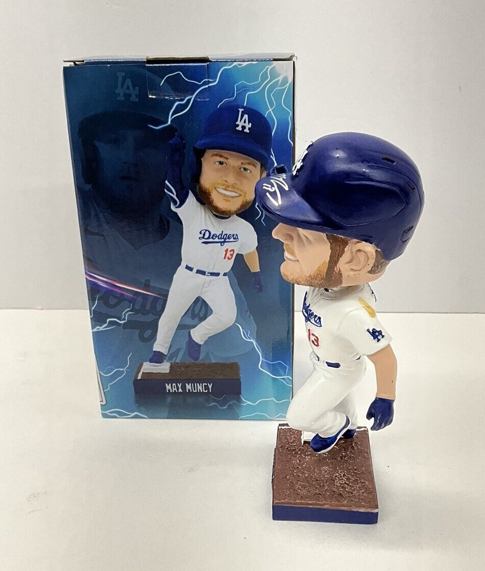 MAX MUNCY 2020 WS CHAMP SIGNED DODGERS 2023 SGA BOBBLEHEAD PSA 2C82042