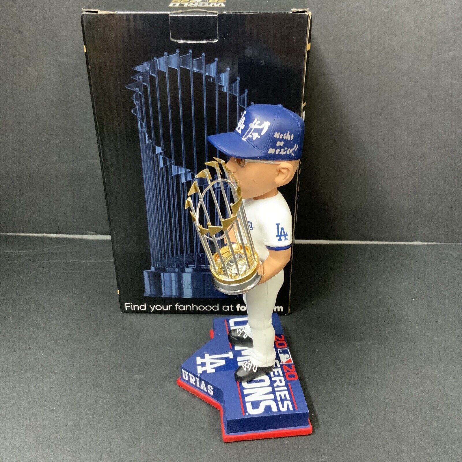 JULIO URIAS DODGERS SIGNED 2020 WS BOBBLEHEAD "HECHO EN MEXICO" INSC BAS WZ59947
