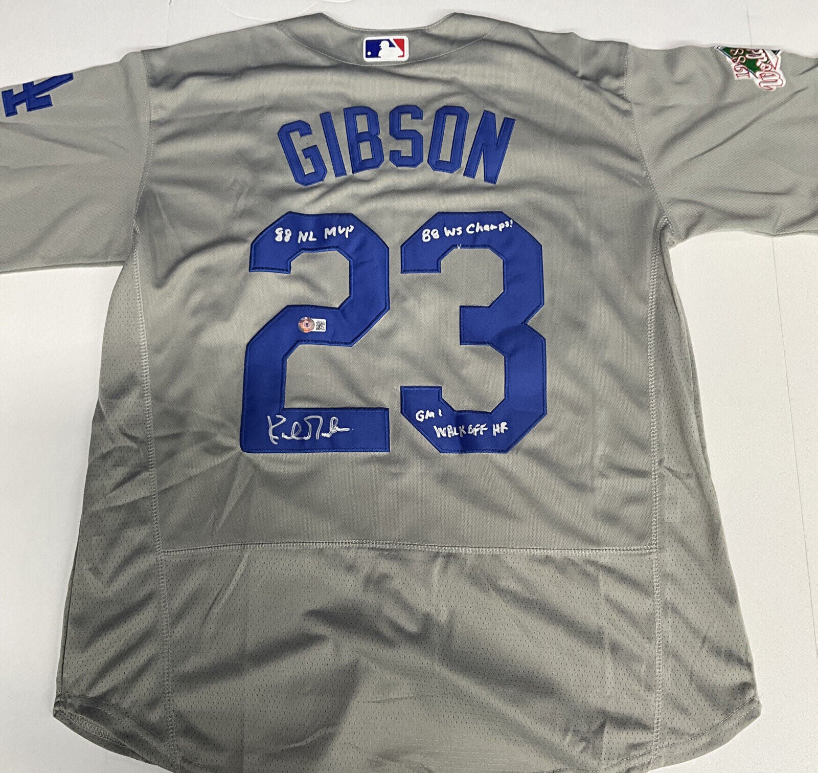 KIRK GIBSON SIGNED DODGERS 88 WS JERSEY  "GM 1 WALKOFF HR, 88 NL MVP BAS WN40747