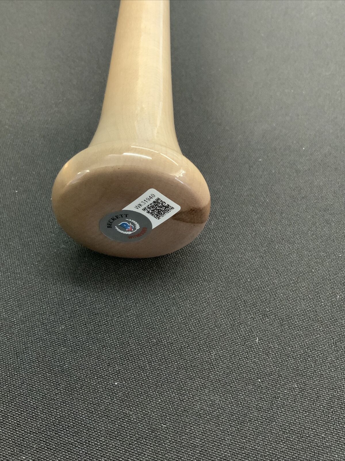 DODGERS WALKER BUEHLER SIGNED GAME CUSTOM MODEL VICTUS BAT BECKETT WK31940