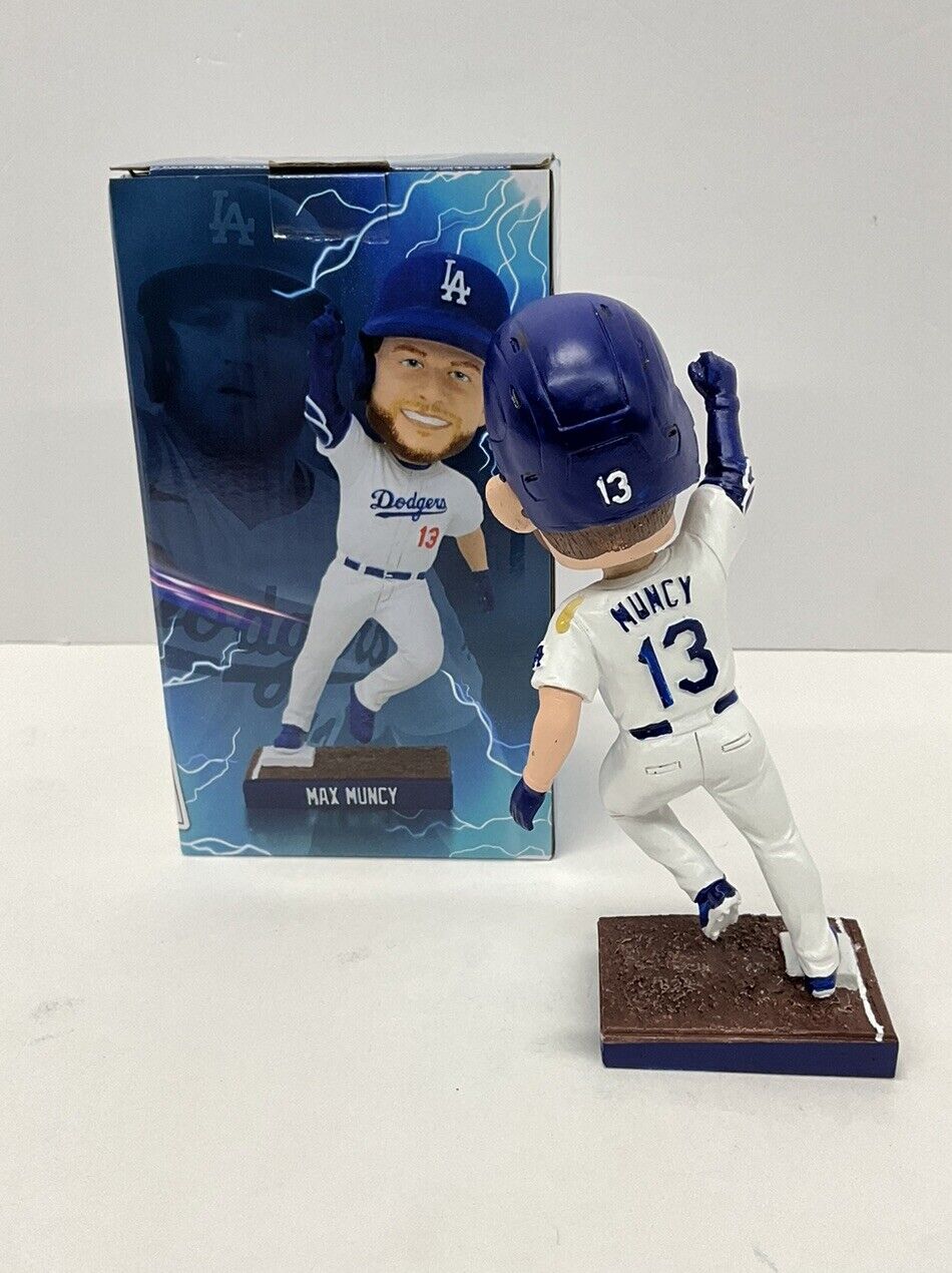 MAX MUNCY 2020 WS CHAMP SIGNED DODGERS 2023 SGA BOBBLEHEAD PSA 2C82042