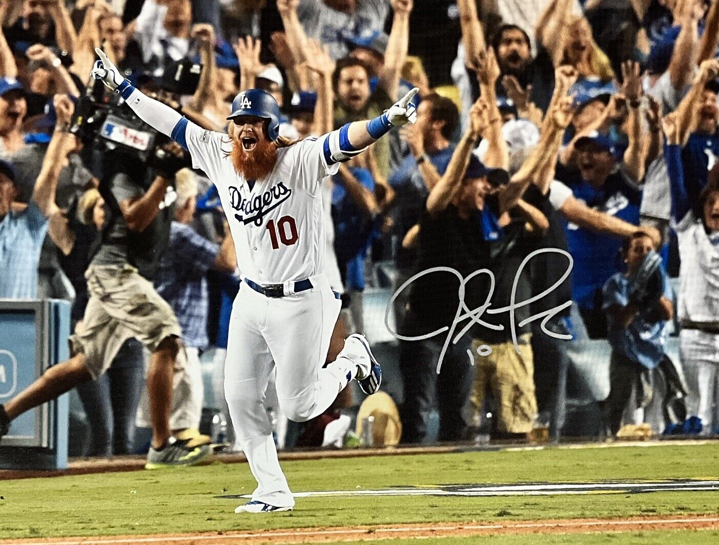 JUSTIN TURNER DODGERS SIGNED 22X33 2017 NLCS WALKOFF HOME RUN CANVAS PSA 9A99832
