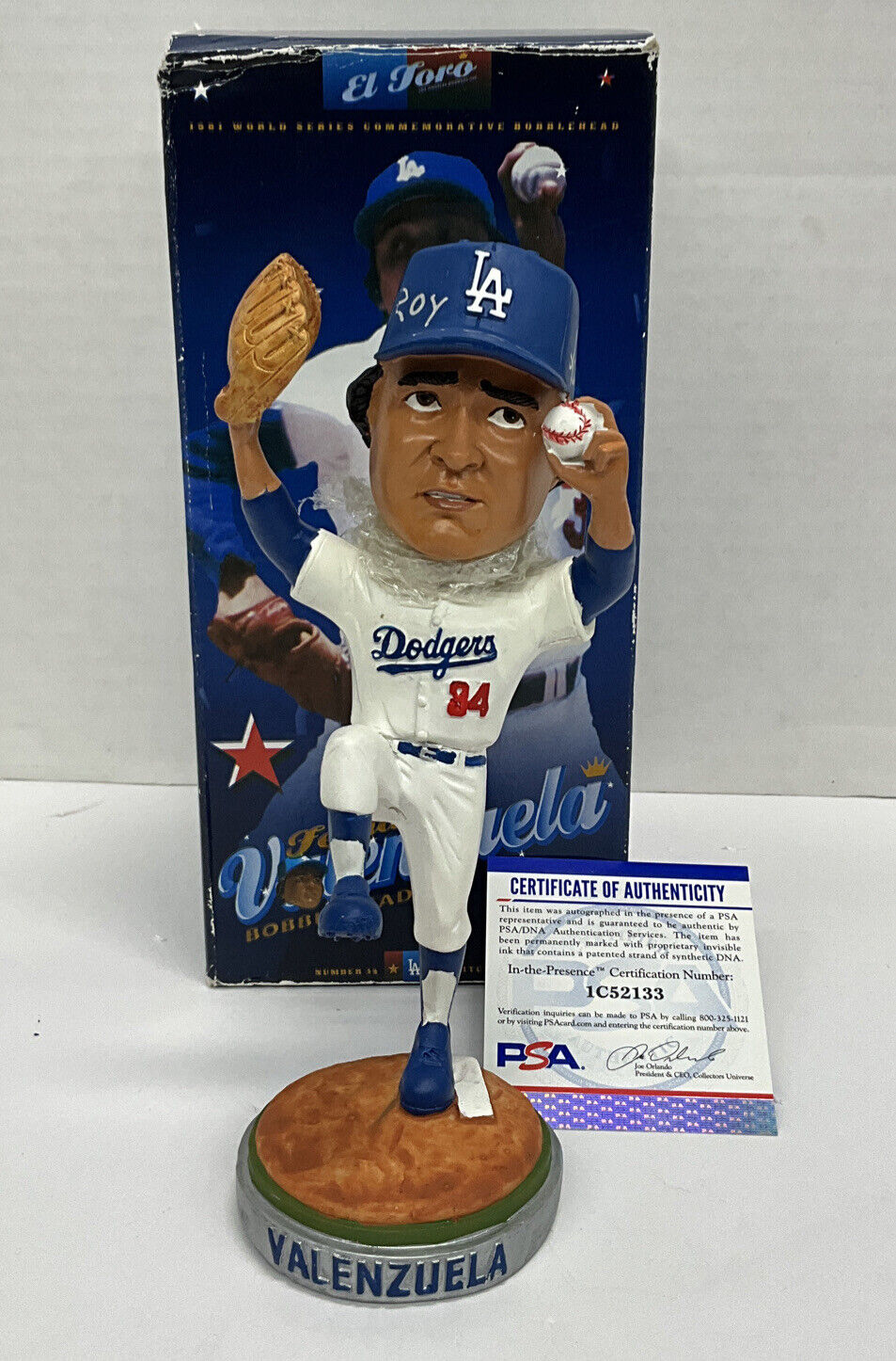 Fernando top Valenzuela Autograph Authentic