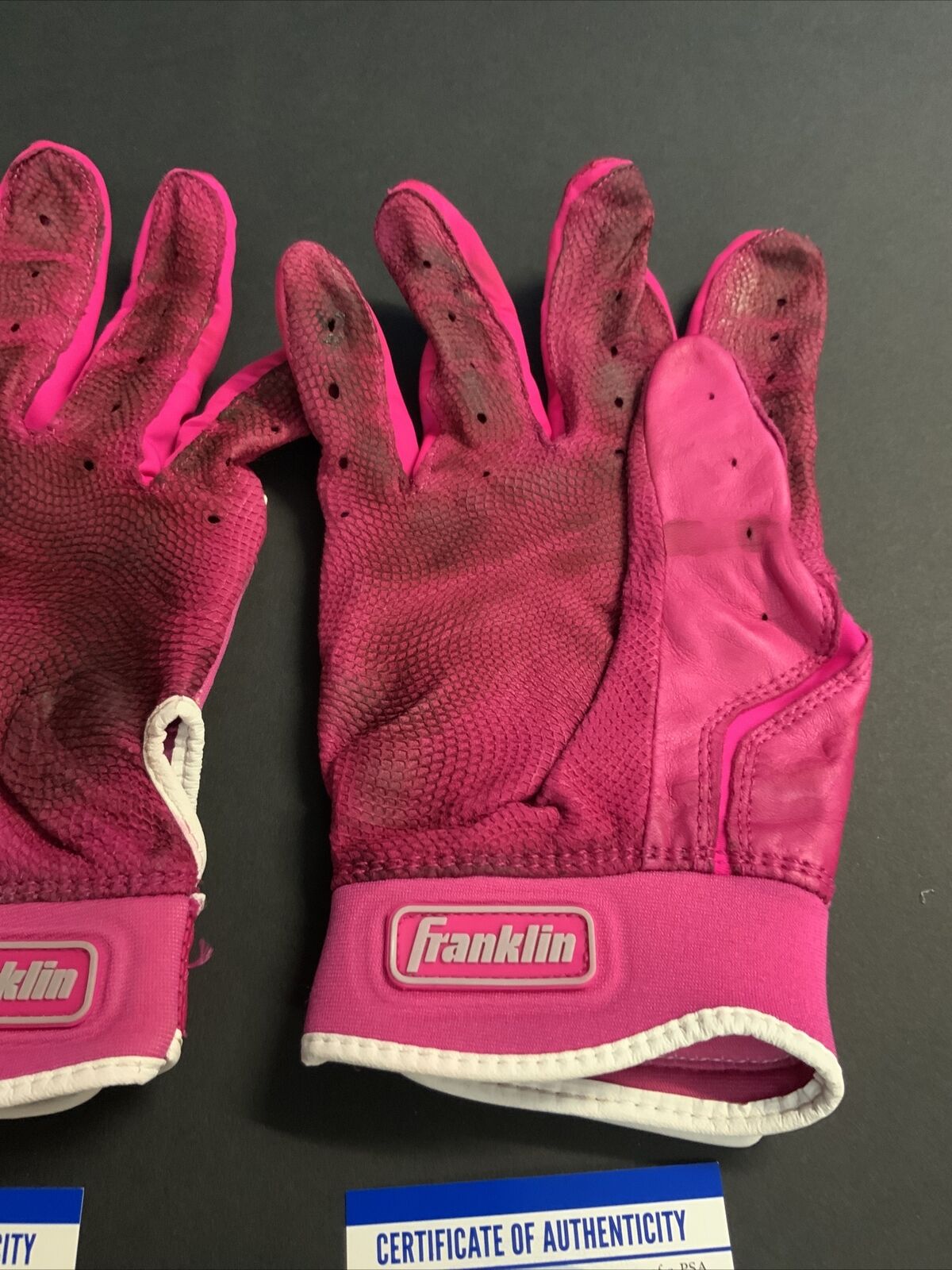 CHRIS TAYLOR DODGERS SIGNED GAME USED MOTHER'S DAY BATTING GLOVES PSA COA ITP