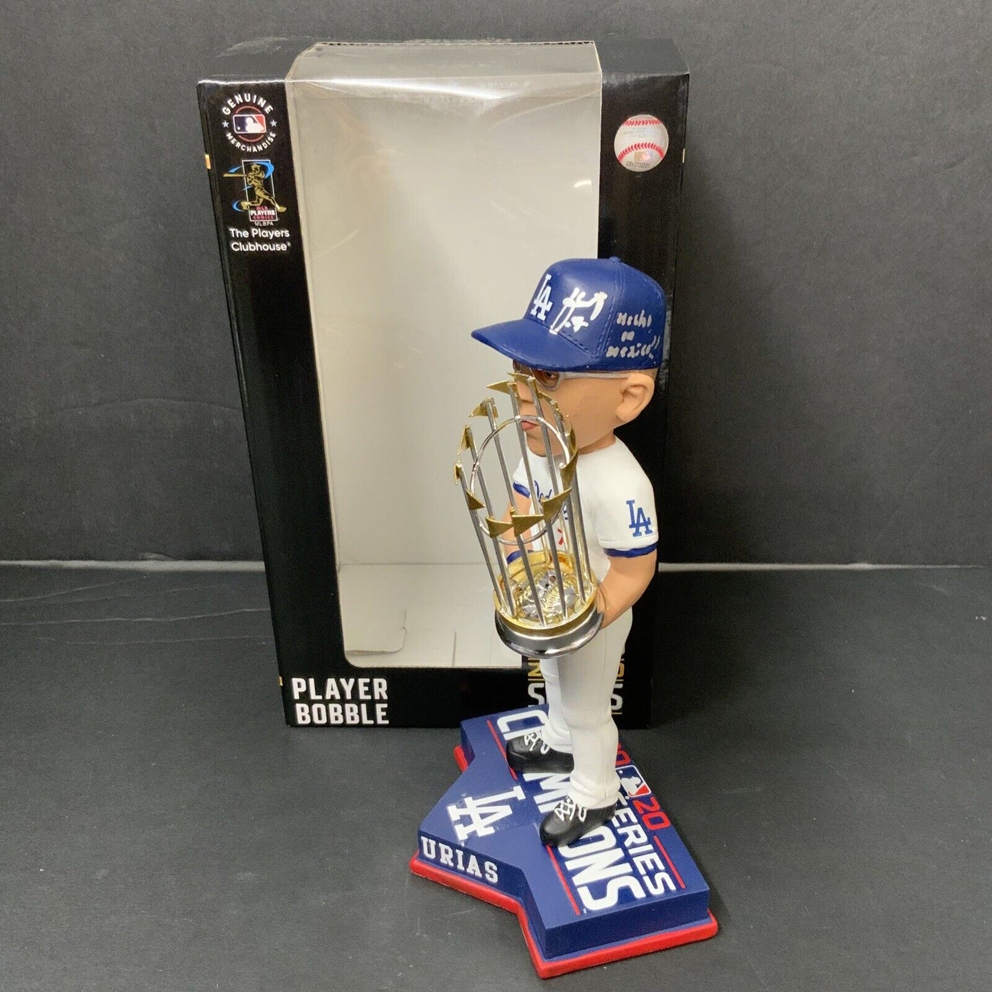 JULIO URIAS DODGERS SIGNED 2020 WS BOBBLEHEAD "HECHO EN MEXICO" INSC BAS WZ59947