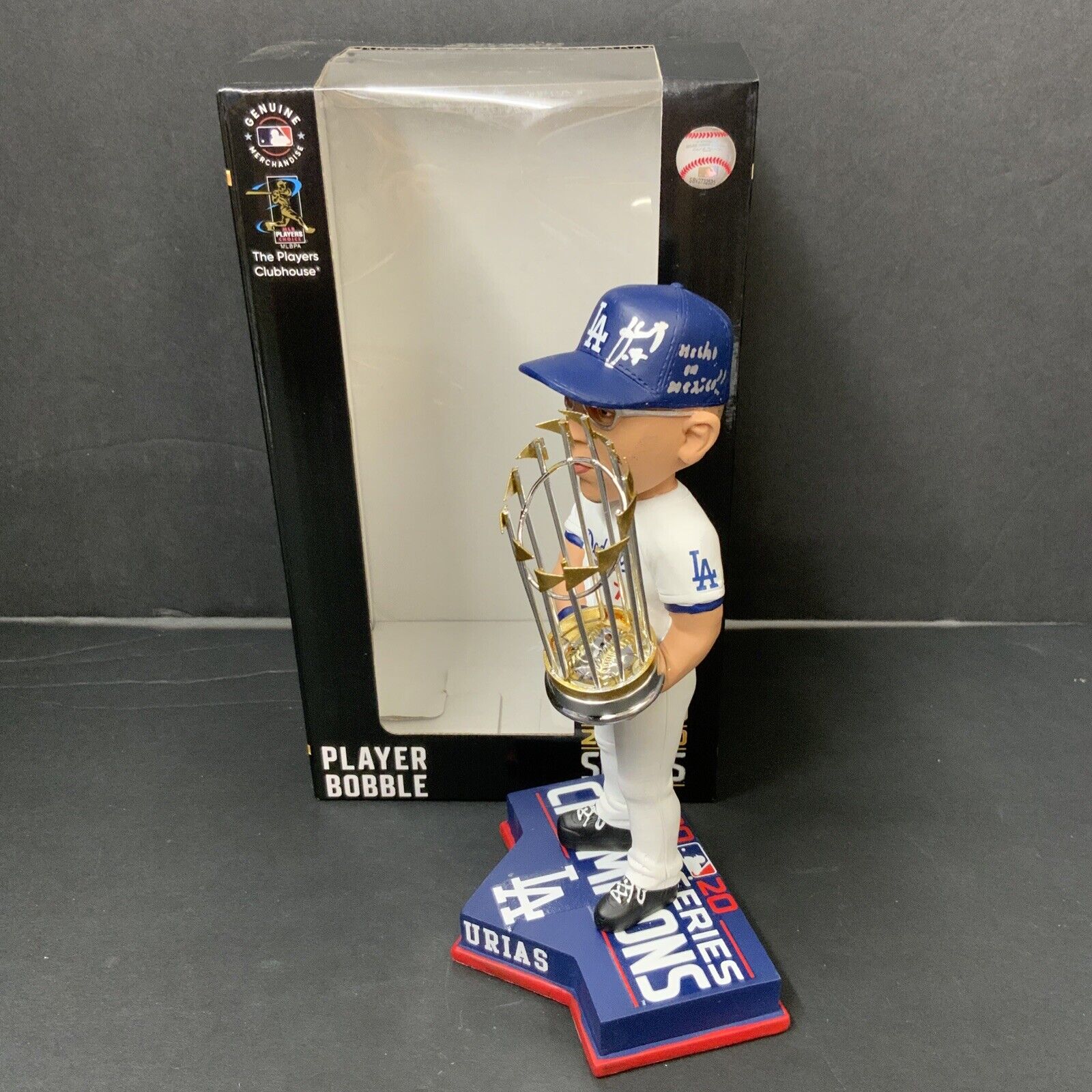 JULIO URIAS DODGERS SIGNED 2020 WS BOBBLEHEAD "HECHO EN MEXICO" INSC BAS WZ59947