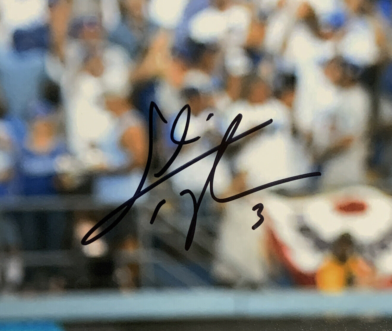 CHRIS TAYLOR DODGERS 2020 WORLD SERIES CHAMP SIGNED 16X20 HOME RUN PHOTO BLK PSA