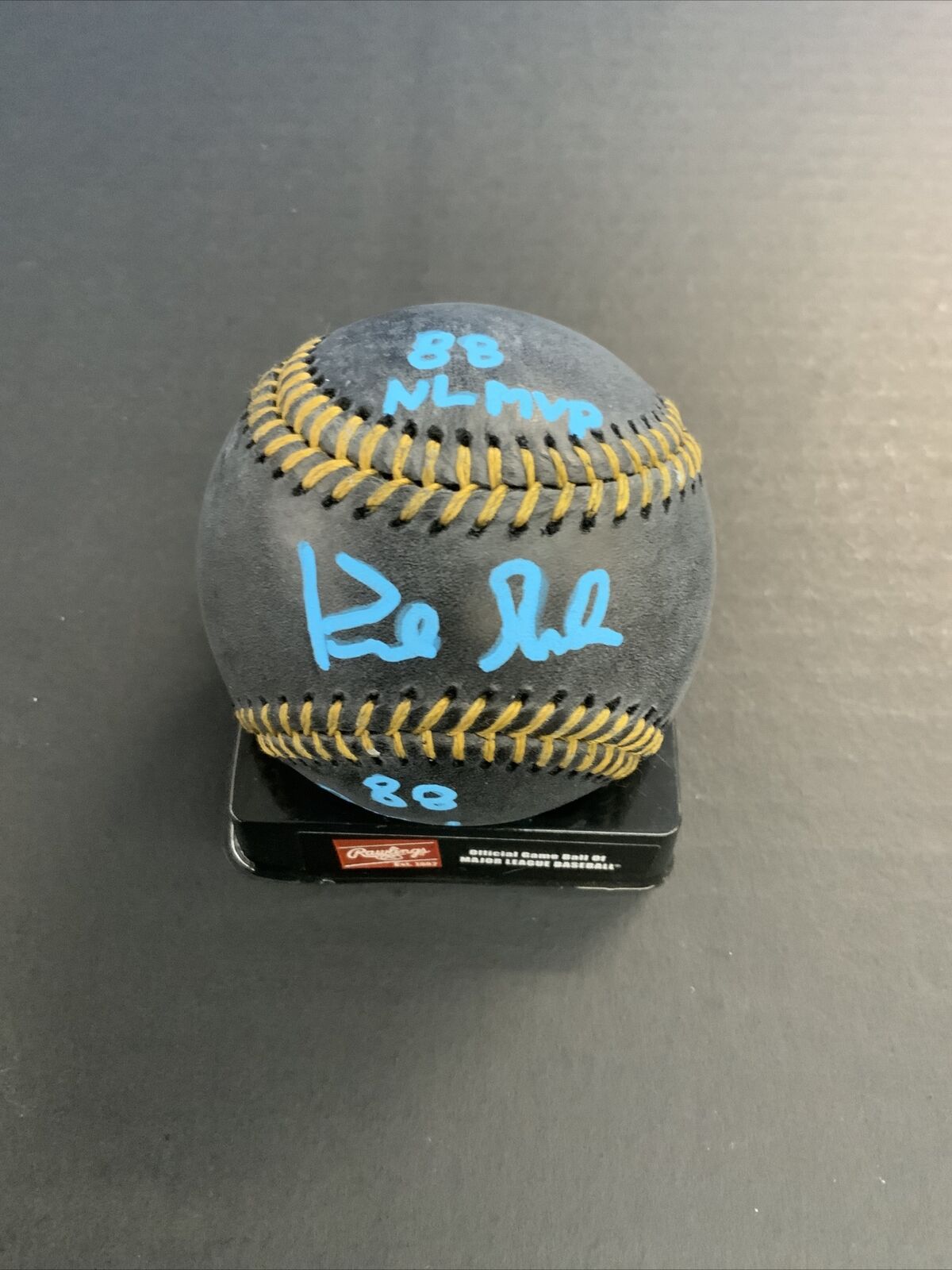 DODGERS KIRK GIBSON SIGNED BLACK BASEBALL "88 NL MVP, 88 GM 1 WALKOFF HR" PSA