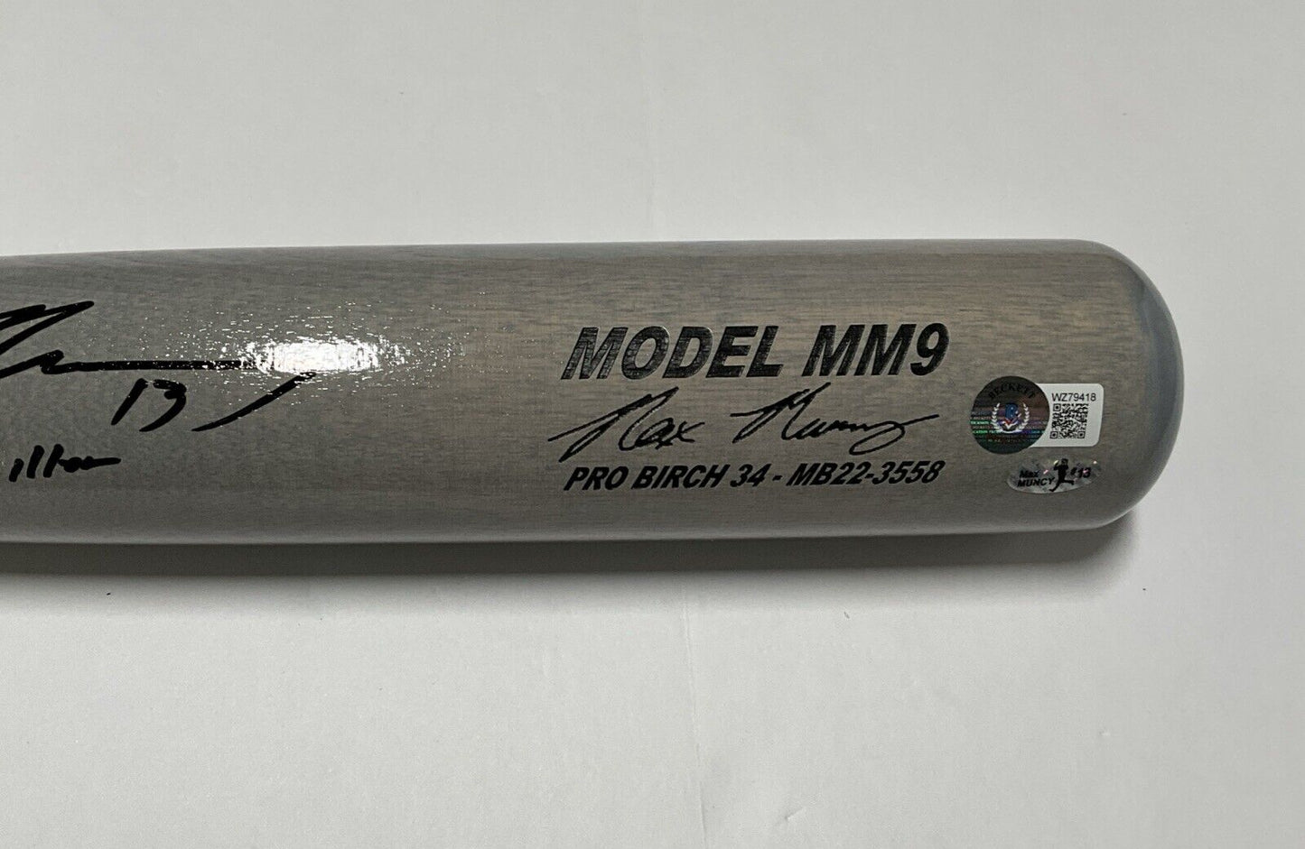 MAX MUNCY DODGERS SIGNED MAXBAT GAME MODEL BAT "GIANT KILLER" INSC BAS WZ79418