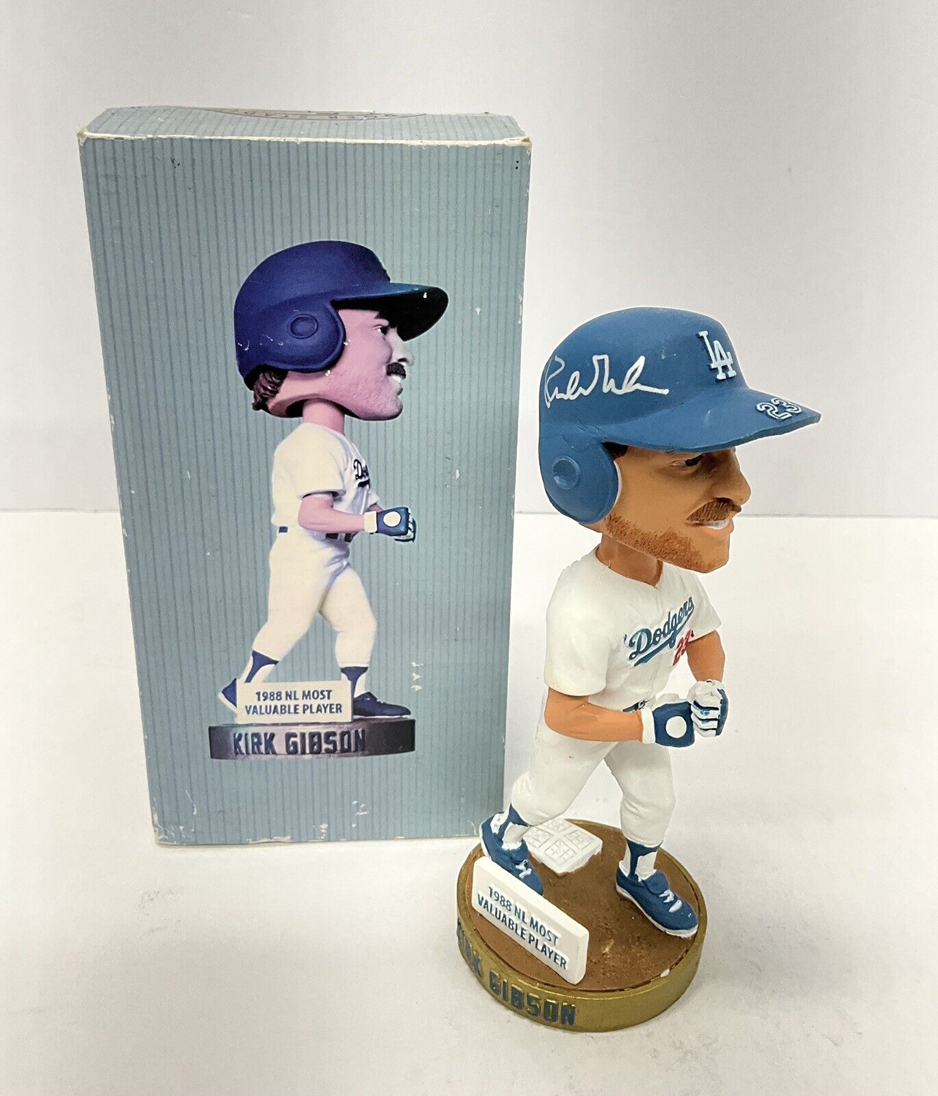 KIRK GIBSON DODGERS 88 WS CHAMPION SIGNED 2012 SGA BOBBLEHEAD PSA AI32872