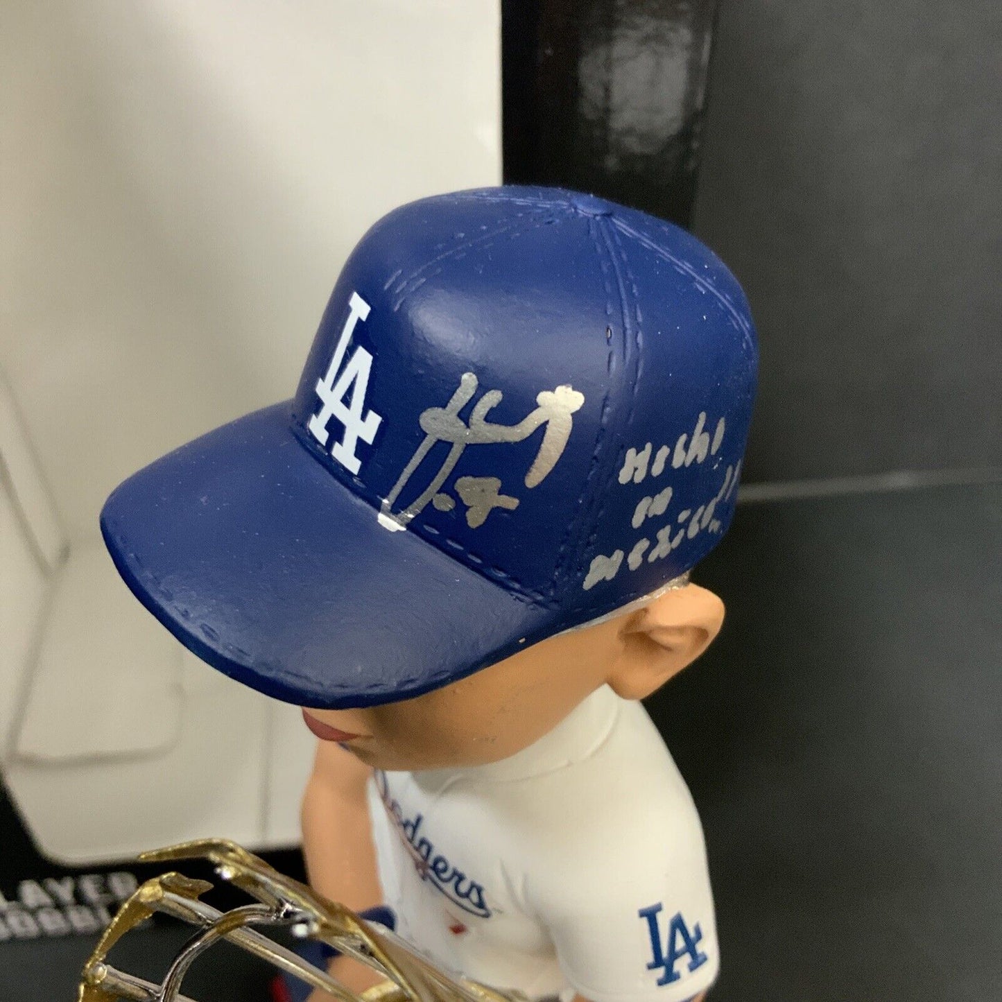 JULIO URIAS DODGERS SIGNED 2020 WS BOBBLEHEAD "HECHO EN MEXICO" INSC BAS WZ59947