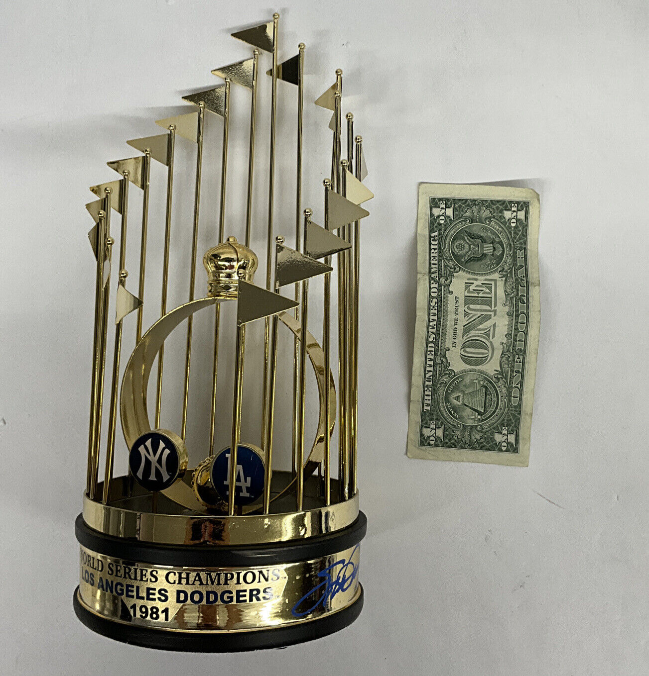 CEY GARVEY LOPES RUSSELL THE INFIELD SIGNED DODGERS 12" 1981 TROPHY PSA 9A25145