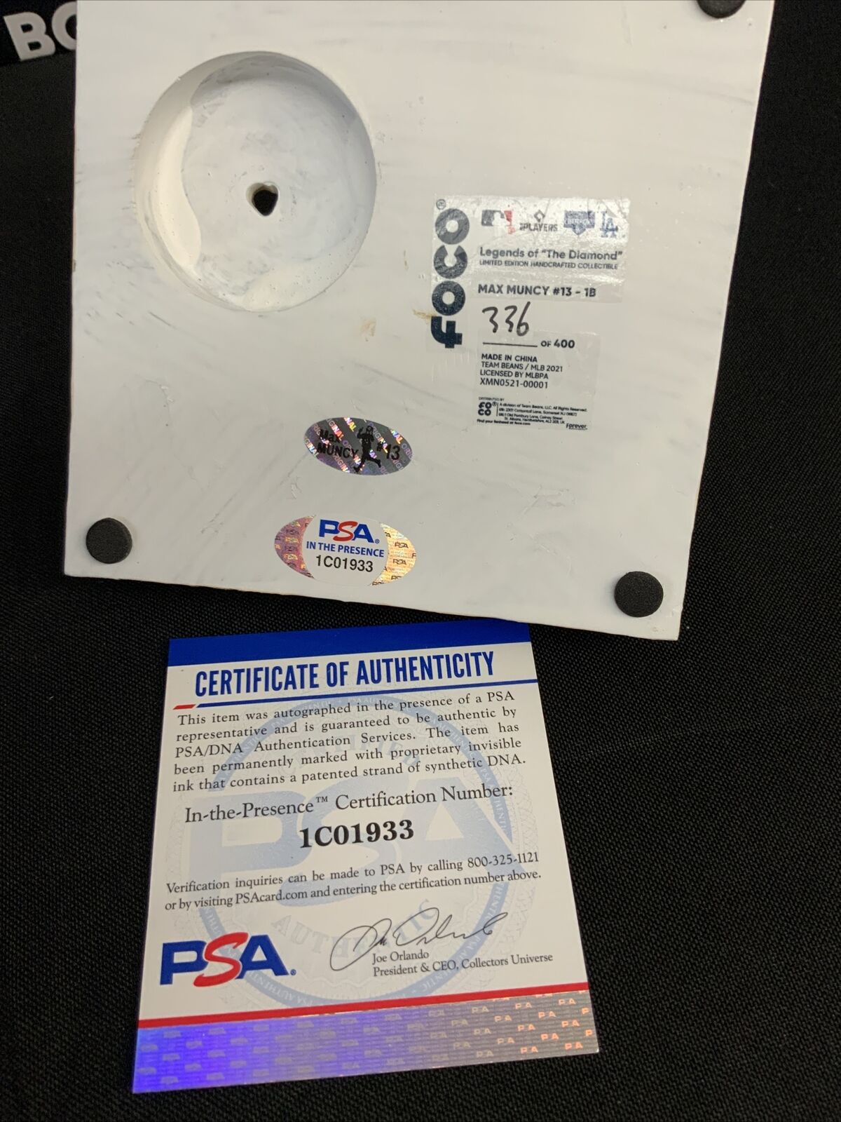 MAX MUNCY DODGERS SIGNED FOCO CHAMPIONSHIP BOBBLEHEAD PSA 1C01933