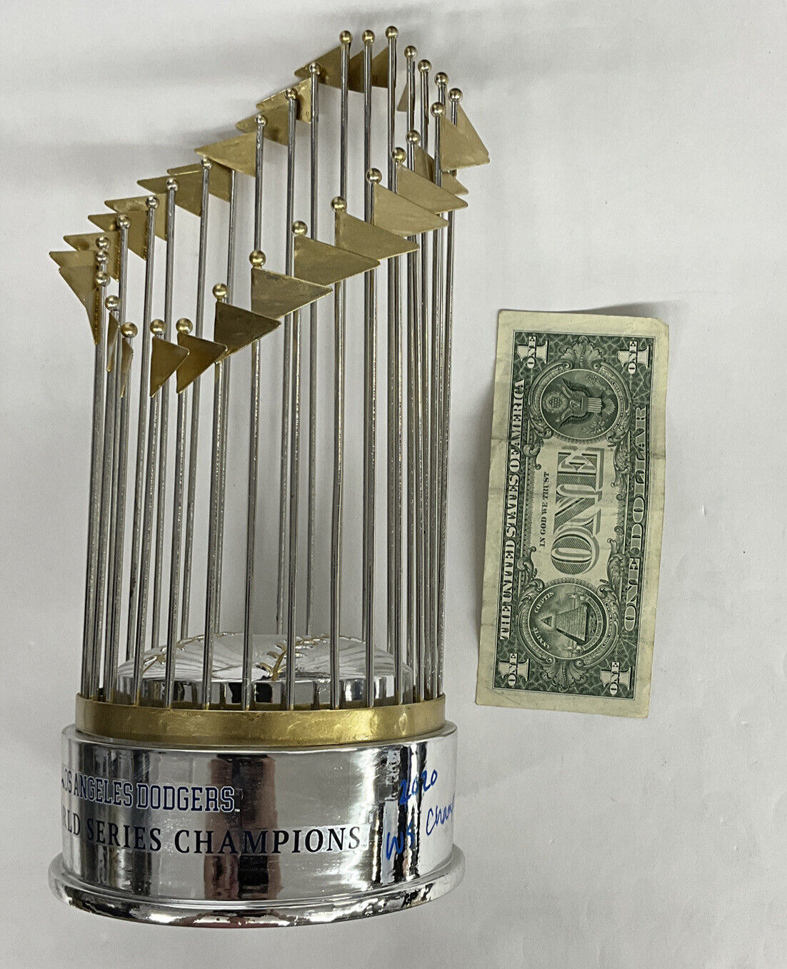 CHRIS TAYLOR SIGNED DODGERS FOCO 12" REPLICA TROPHY "2020 WS CHAMPS" BAS WW26635