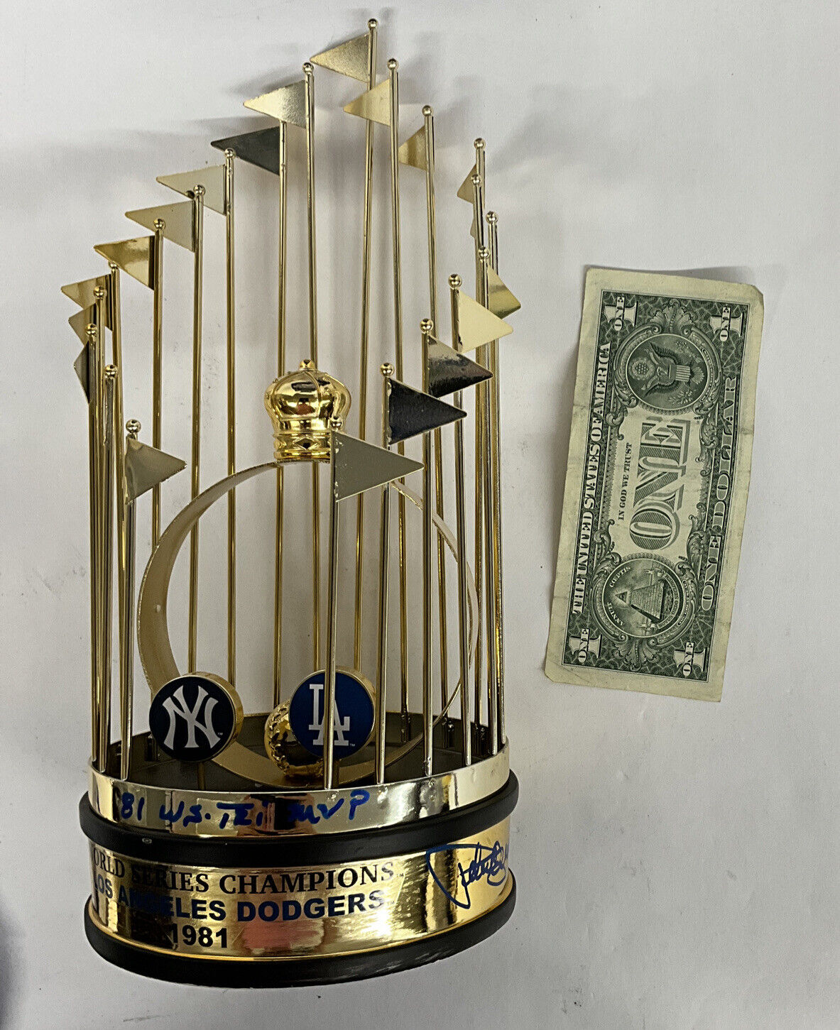 CEY, GUERRERO YEAGER SIGNED DODGERS 12" 1981 TROPHY " 81 WS TRI-MVP" PSA 9A55582