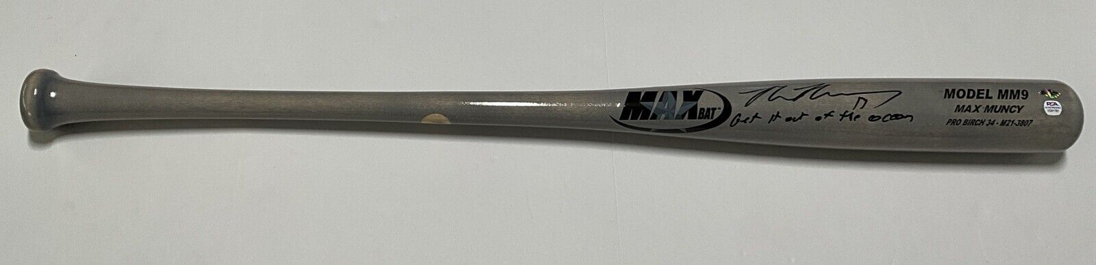 MAX MUNCY DODGERS SIGNED MAXBAT MODEL BAT "GET IT OUT OF THE OCEAN" PSA 1C01781