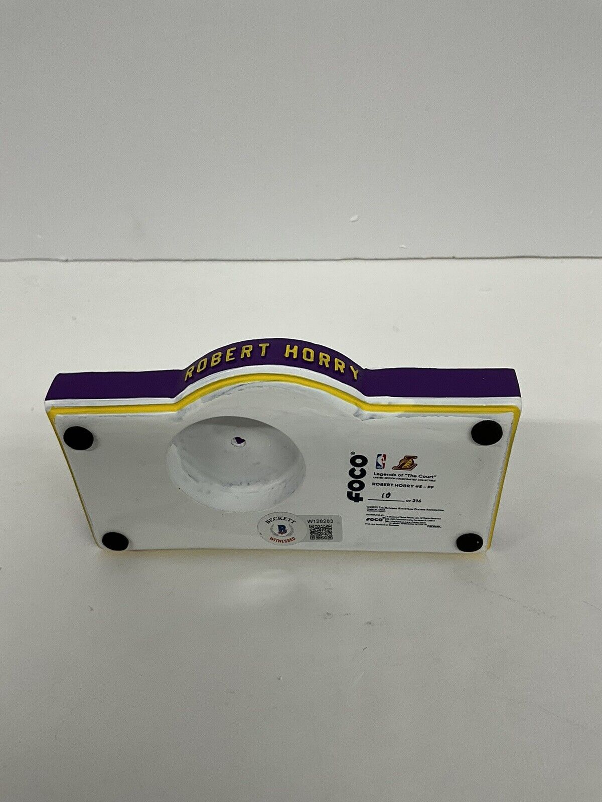 ROBERT HORRY SIGNED LAKERS FOCO /216 BOBBLEHEAD "3-peat" INSCRIPTION BAS W128283