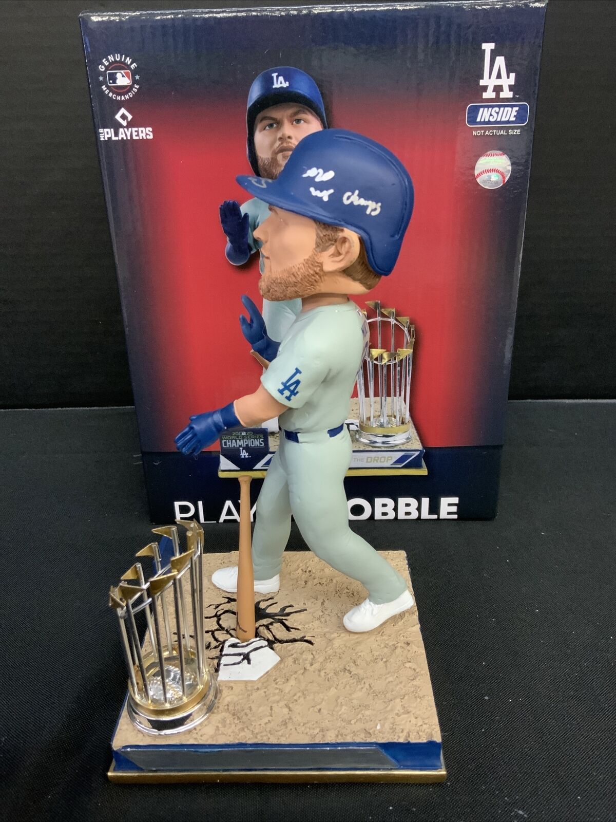 MAX MUNCY DODGERS SIGNED CHAMPIONSHIP BOBBLEHEAD "2020 WS CHAMPS" PSA 1C01939