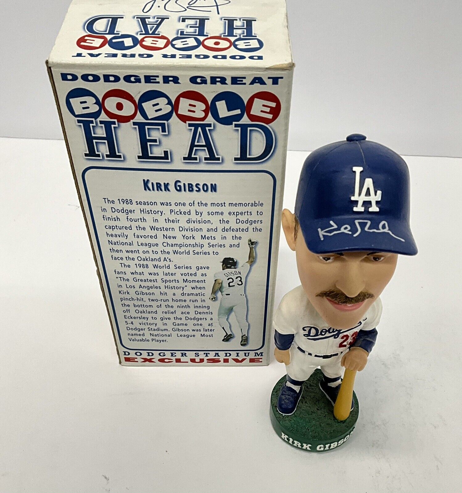 KIRK GIBSON DODGERS 88 WS CHAMPION SIGNED 2001 SGA BOBBLEHEAD PSA AI32876