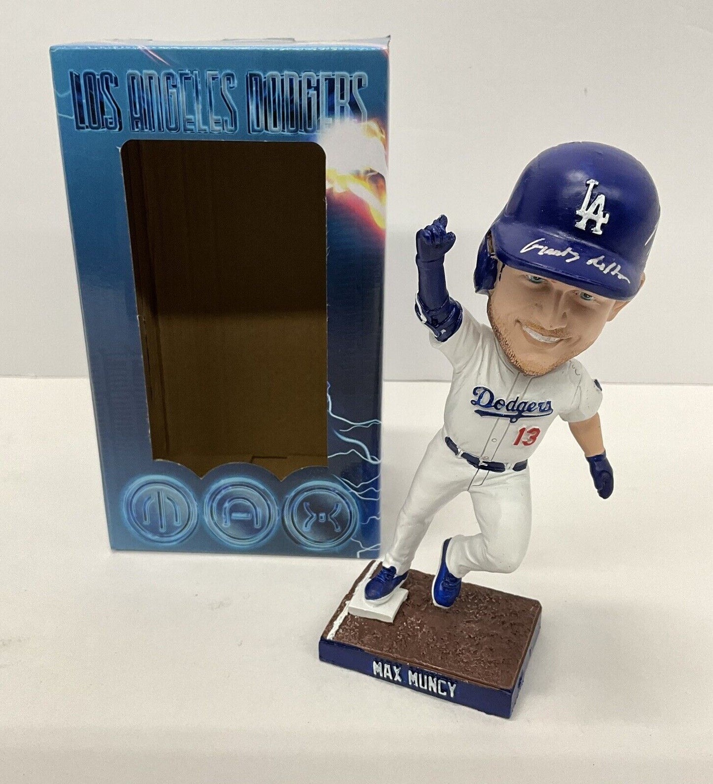 MAX MUNCY SIGNED DODGERS 2023 SGA BOBBLEHEAD "GIANT KILLER" INSCRIPT PSA 2C82066