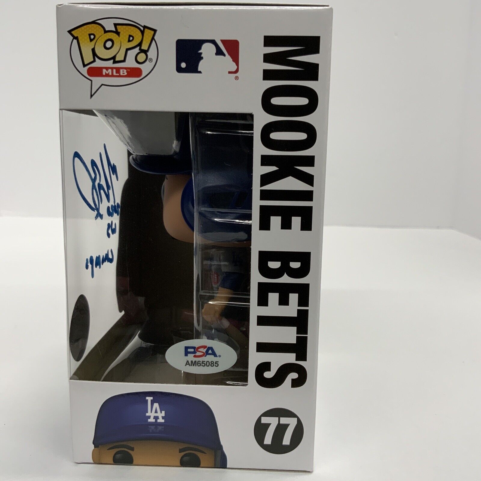 MOOKIE BETTS SIGNED LOS ANGELES DODGERS FUNKO POP  "2020 WS CHAMPS" PSA AM65085