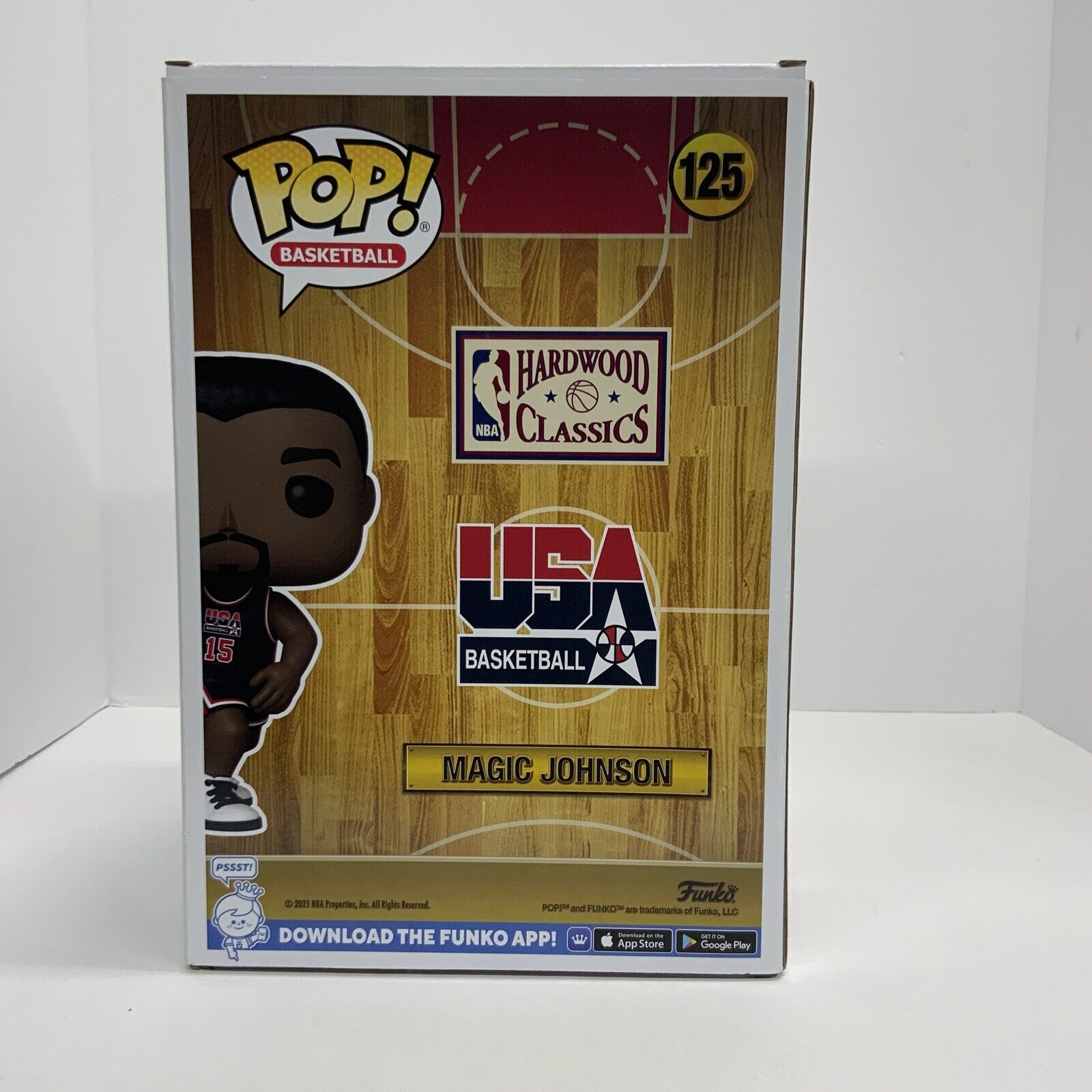 MAGIC JOHNSON SIGNED USA #125 10-INCH JUMBO WALMART EX FUNKO POP BAS WY61743