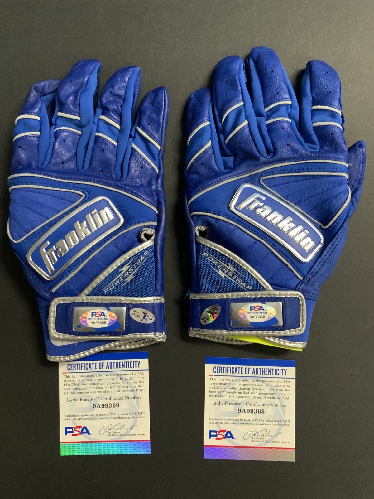 MAX MUNCY DODGERS SIGNED GAME USED BATTING GLOVES PSA WITNESS COA  9A99369/68