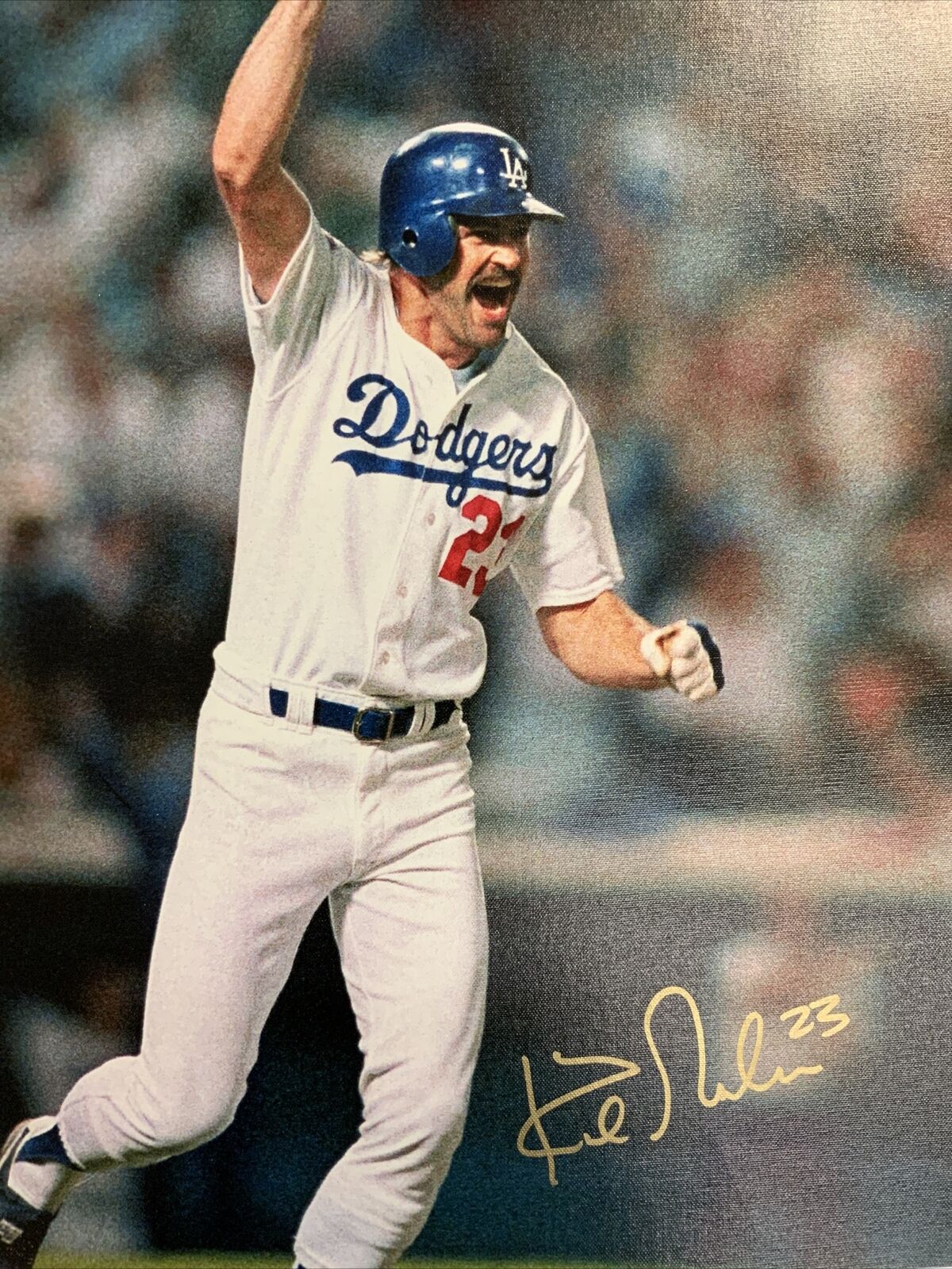 KIRK GIBSON DODGERS 1988 WORLD SERIES CHAMPION SIGNED 22X28 CANVAS PSA AI33542