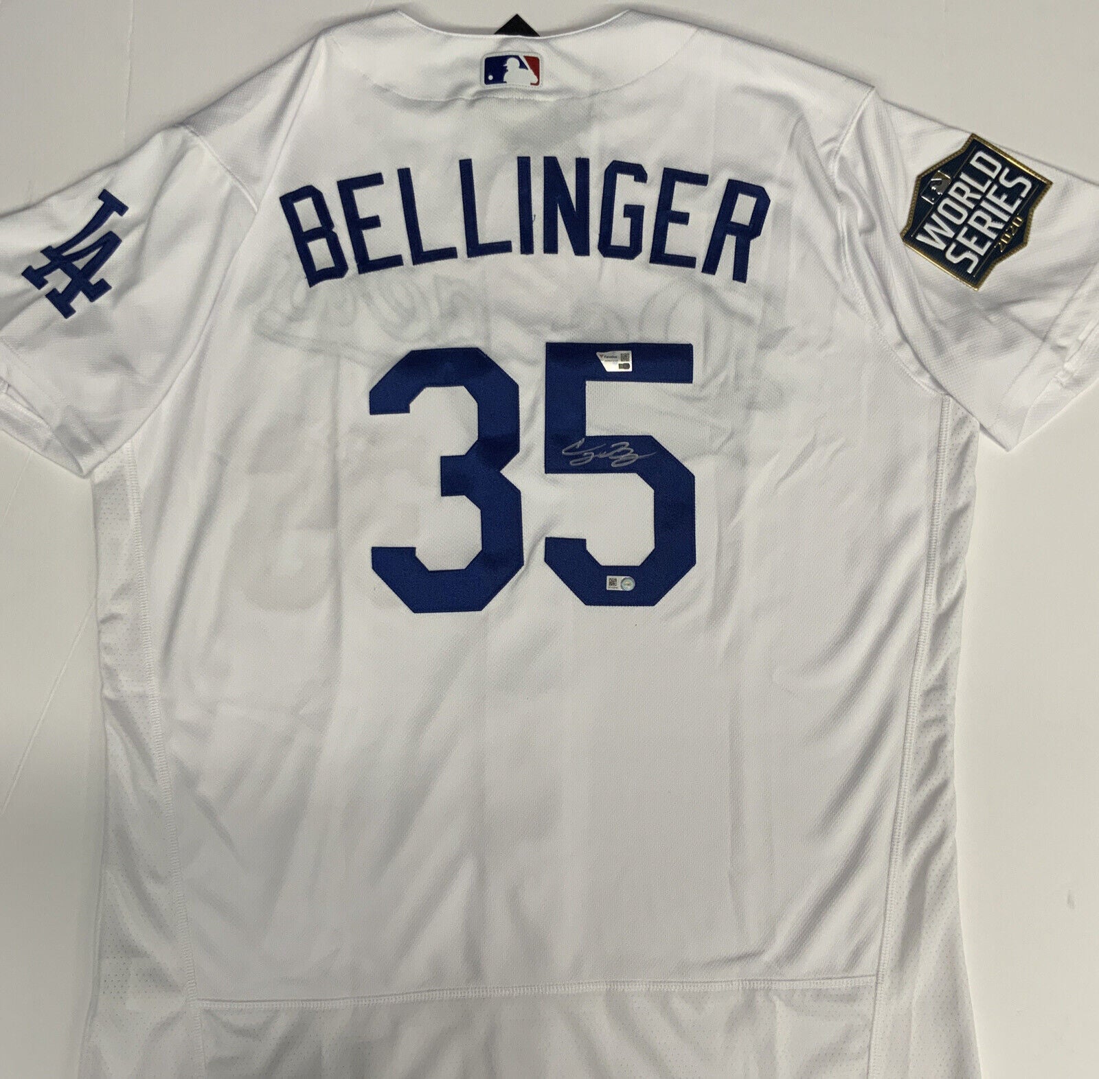 CODY BELLINGER DODGERS CHAMPION SIGNED 2020 WORLD SERIES JERSEY MLB VT102748