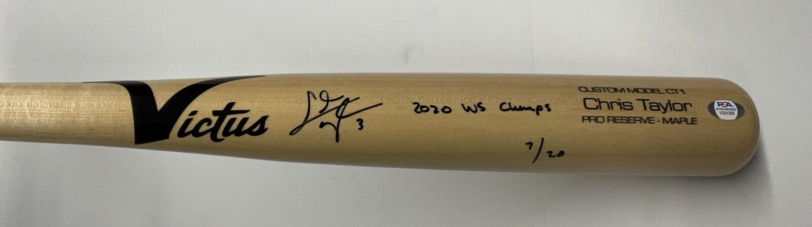 7/20 CHRIS TAYLOR DODGERS SIGNED VICTUS GAME MODEL BAT "2020 WS CHAMPS" INS PSA