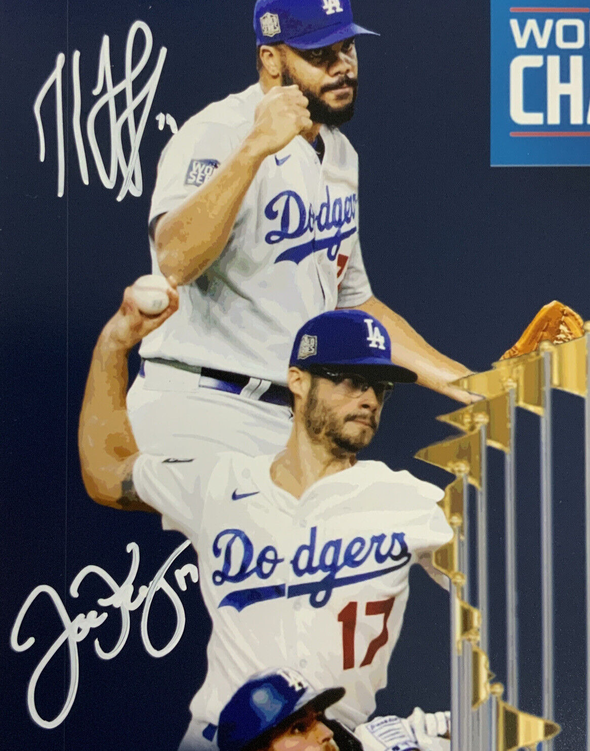 17/20 DODGERS 2020 WORLD SERIES 16X20 PHOTO WITH 10 AUTOGRAPHS MUNCY TAYLOR PSA