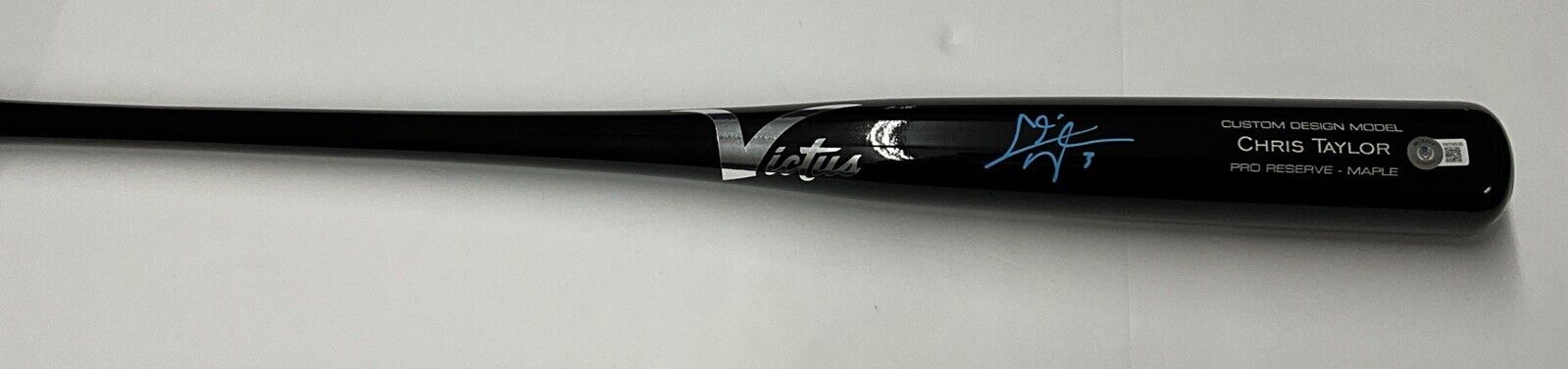 CHRIS TAYLOR DODGERS SIGNED VICTUS GAME MODEL CUSTOM BLACK BAT BAS ITP WZ59535