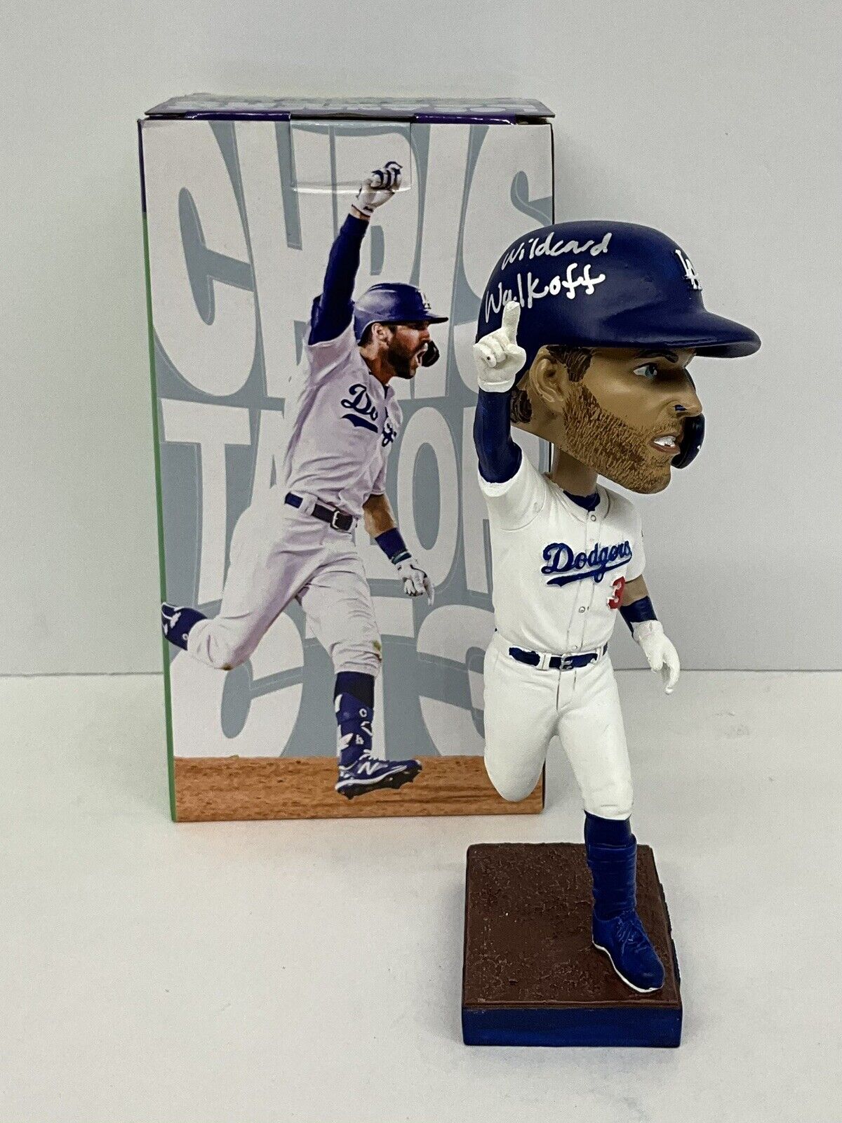 CHRIS TAYLOR SIGNED DODGERS 2022 SGA BOBBLEHEAD "WILDCARD WALKOFF" PSA 2C53559