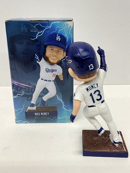 MAX MUNCY SIGNED DODGERS 2023 SGA BOBBLEHEAD "GIANT KILLER" INSCRIPT PSA 2C82065