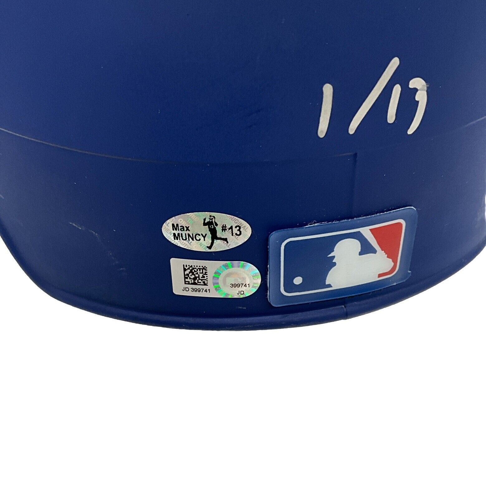 1/13 MAX MUNCY SIGNED DODGERS FULL SIZE HELMET " 2020 WS CHAMPS" IN MLB JD399741