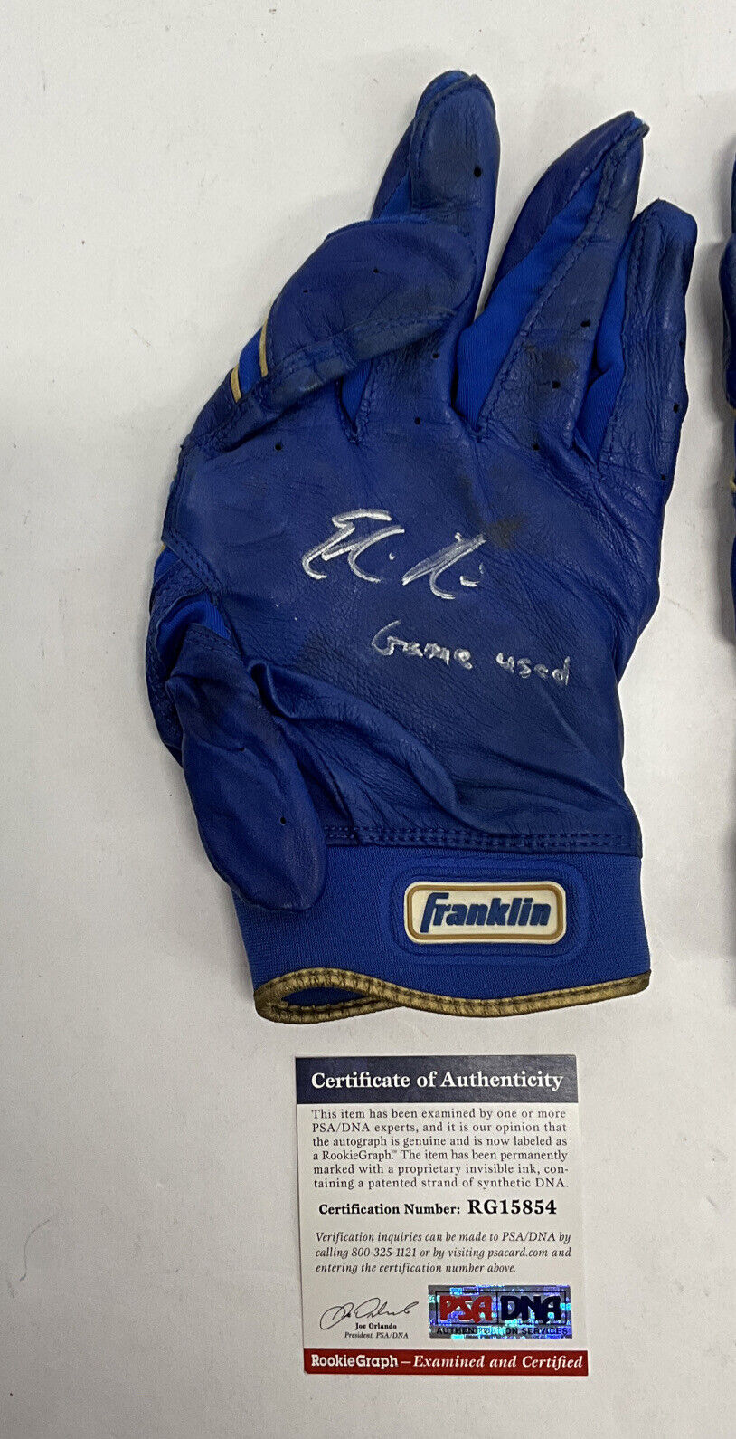 EDWIN RIOS DODGERS 2020 WS CHAMP SIGNED GAME USED BATTING GLOVES PSA RG15854/55