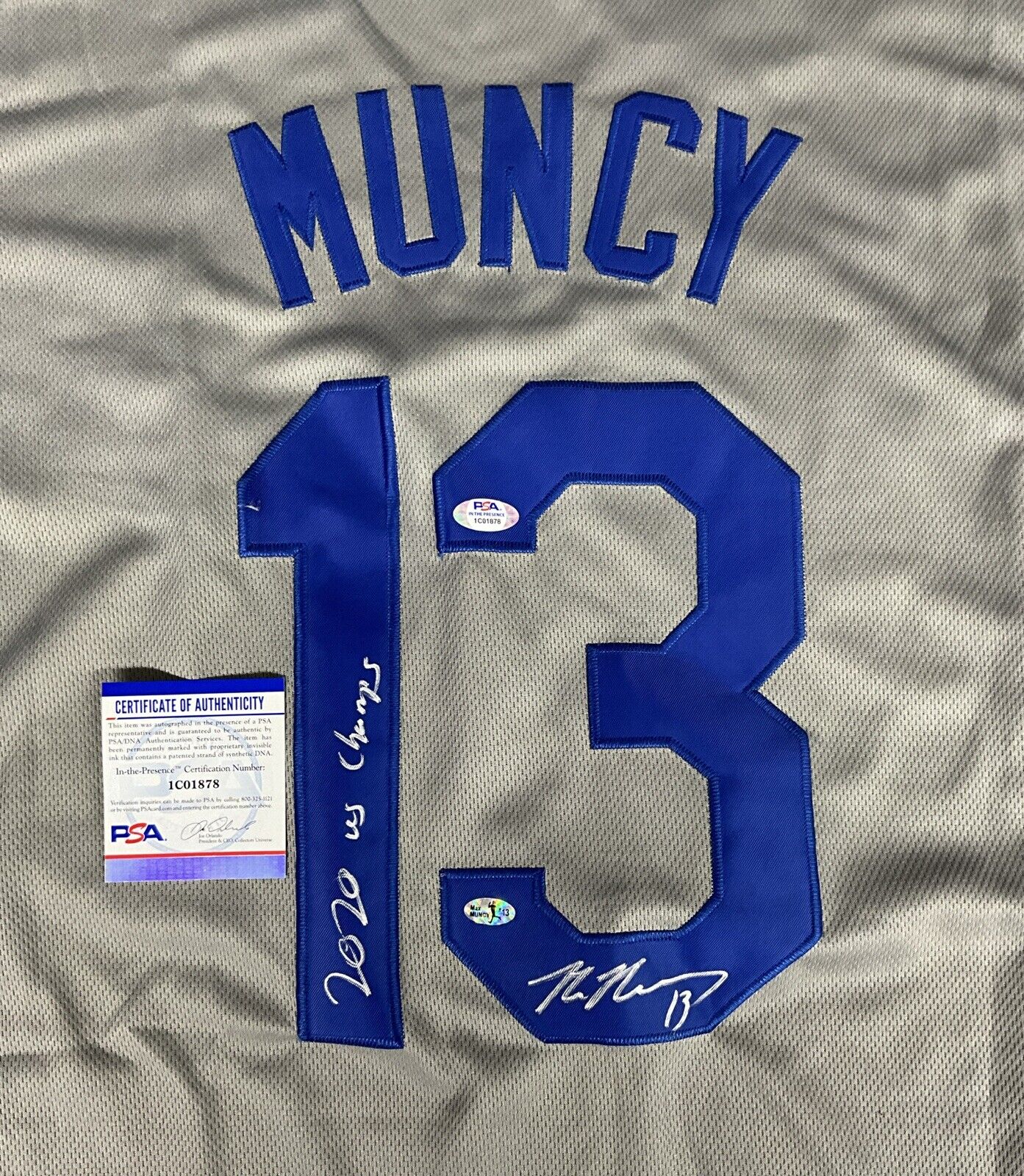 MAX MUNCY DODGERS SIGNED 2020 WORLD SERIES JERSEY "2020 WS CHAMPS" PSA 1C01878