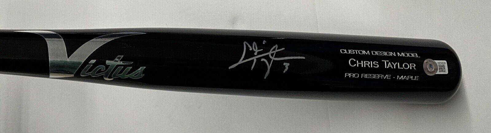 CHRIS TAYLOR DODGERS SIGNED VICTUS GAME MODEL CUSTOM BLACK BAT BAS ITP WZ59528