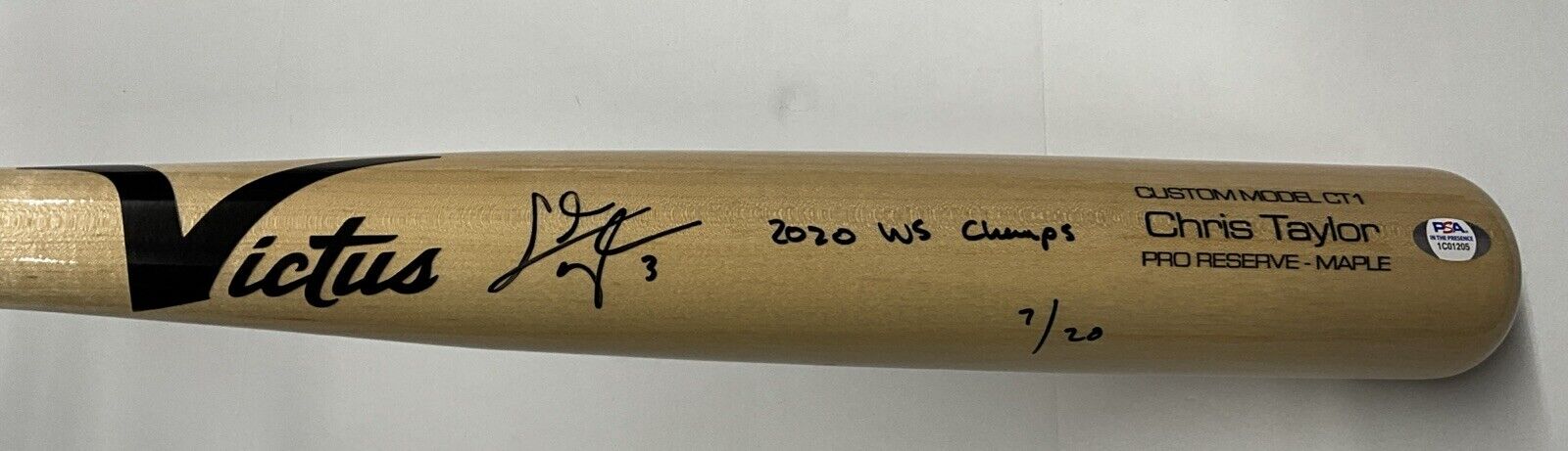 7/20 CHRIS TAYLOR DODGERS SIGNED VICTUS GAME MODEL BAT "2020 WS CHAMPS" INS PSA