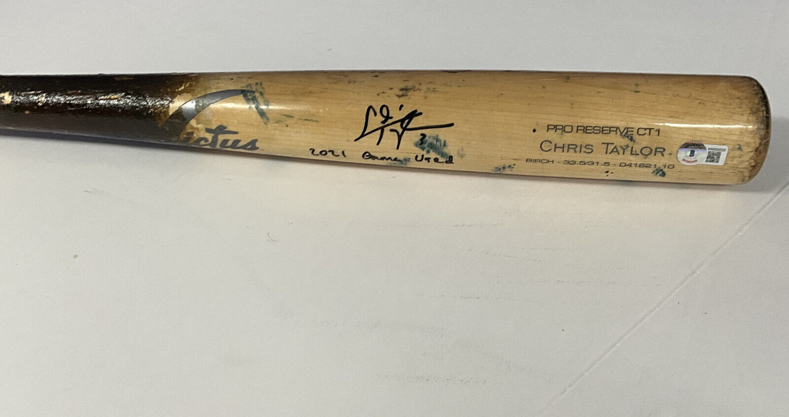 CHRIS TAYLOR DODGERS SIGNED GAME USED VICTUS BAT "2021 GAME USED" IN BAS WW26555